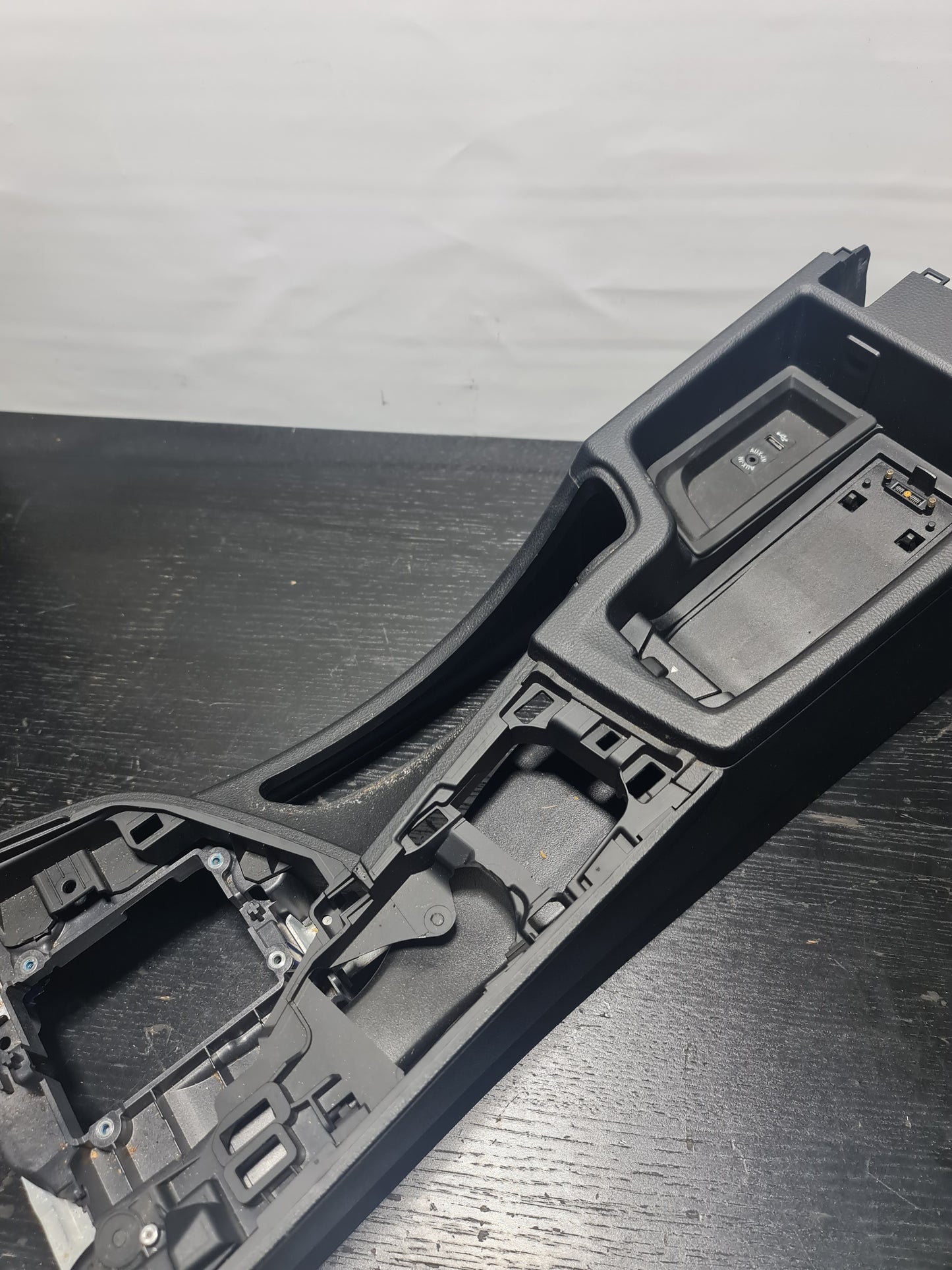 BMW M3/M4 F80/F82 2018 Interior Center Console RHD 51169145148 105015903 6914514 - MPerformance.parts