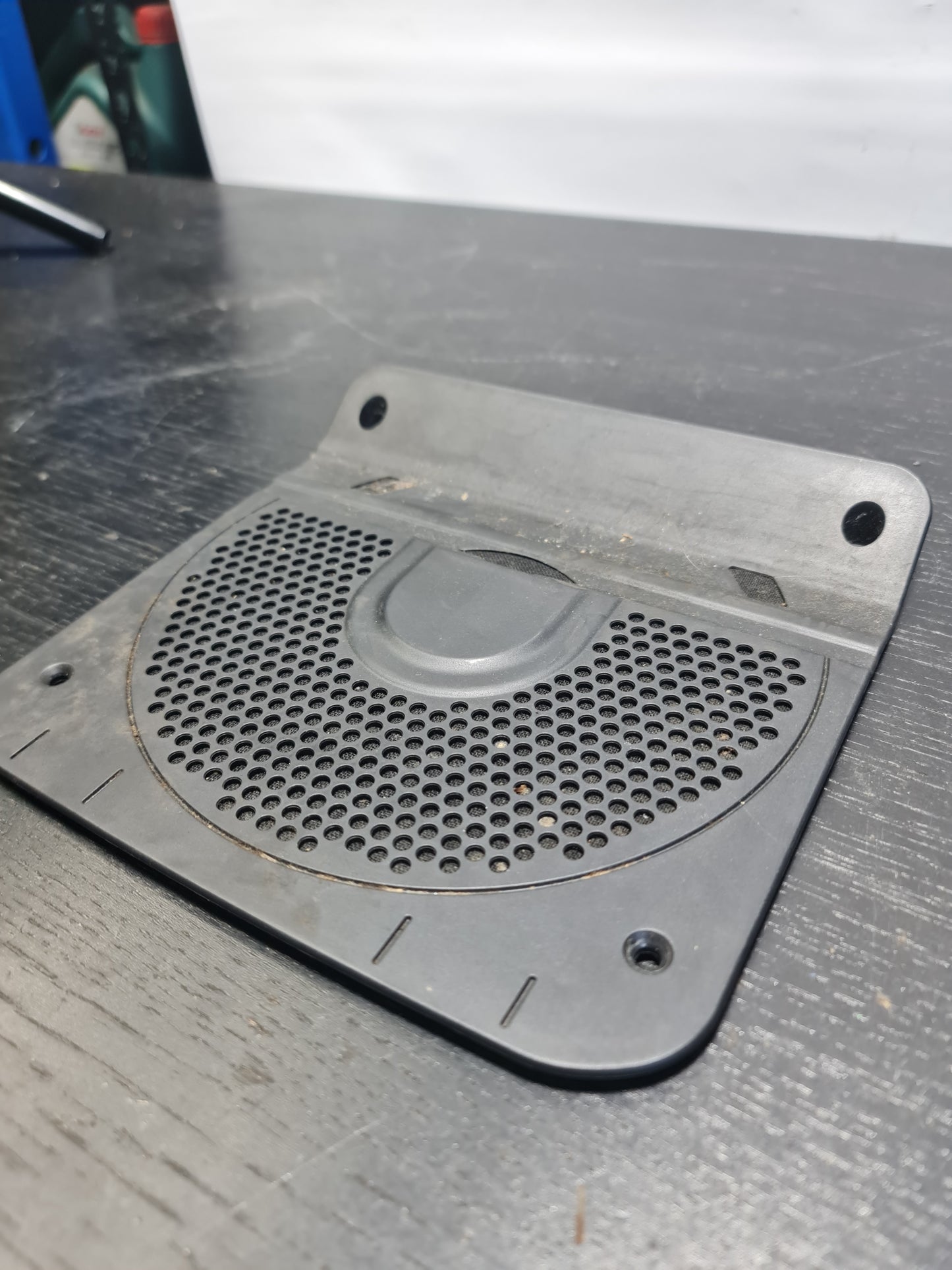 43040789349 - Subwoofer Grille BMW F80 - MPerformance.parts