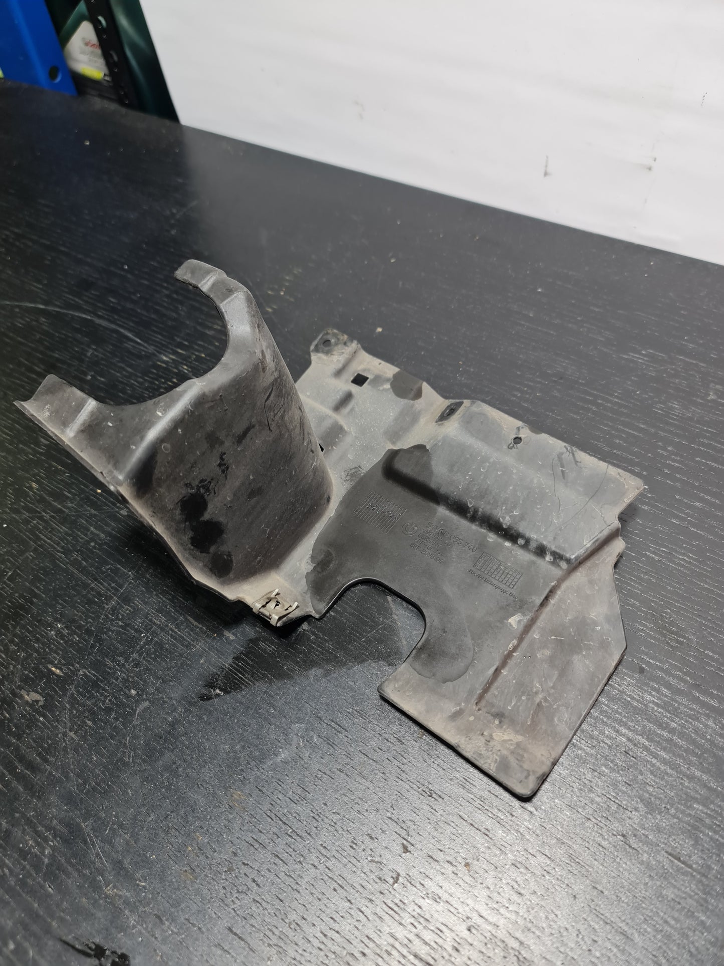 BMW M3 M4 F80 F82 2013 2017 RHD STEERING ENGINE COMPARTMENT COVER 8055740 51758055740 19183210 - MPerformance.parts