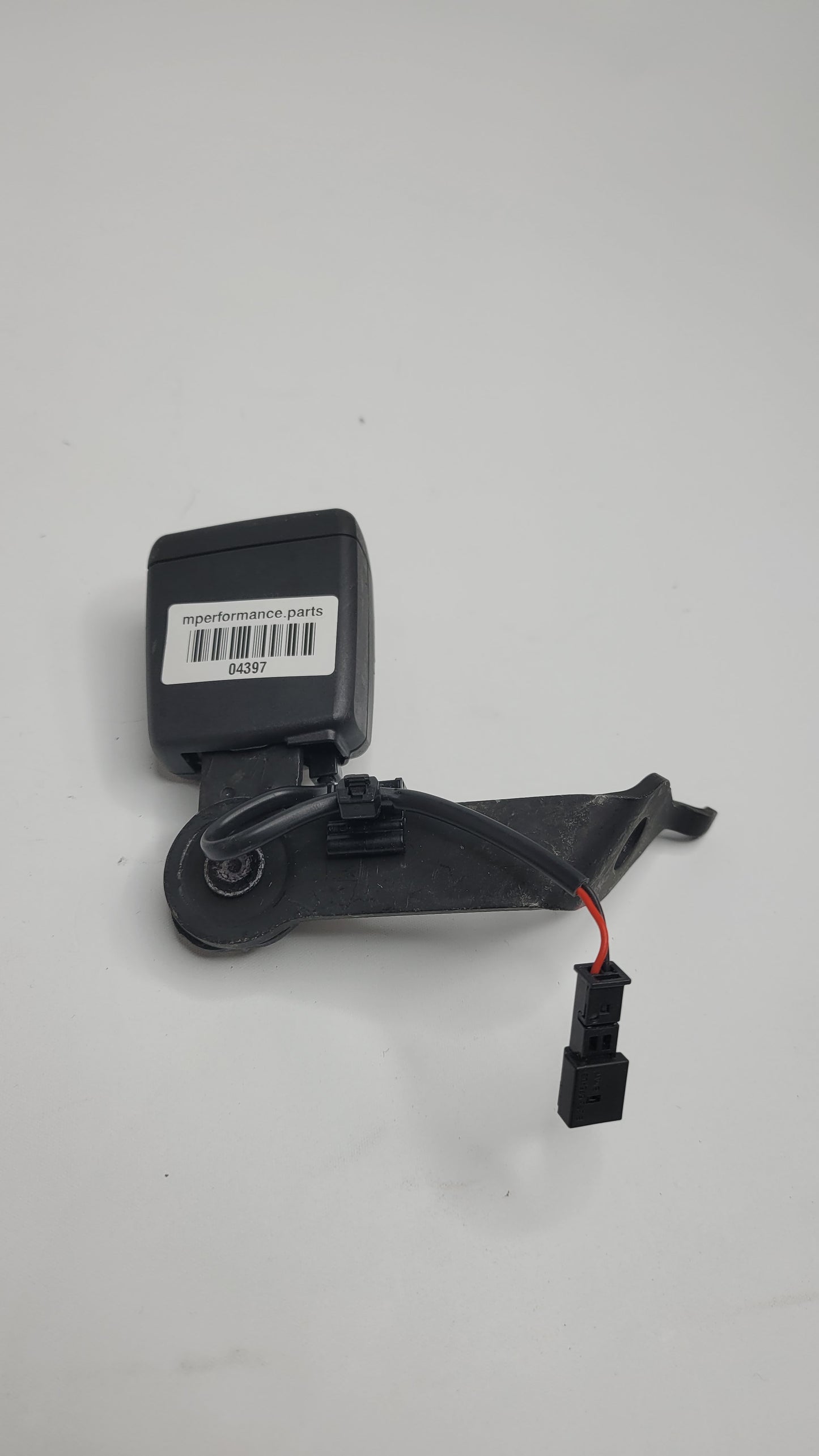 BMW M3 G80 Rear Seat Belt Buckle 635742400 - MPerformance.parts