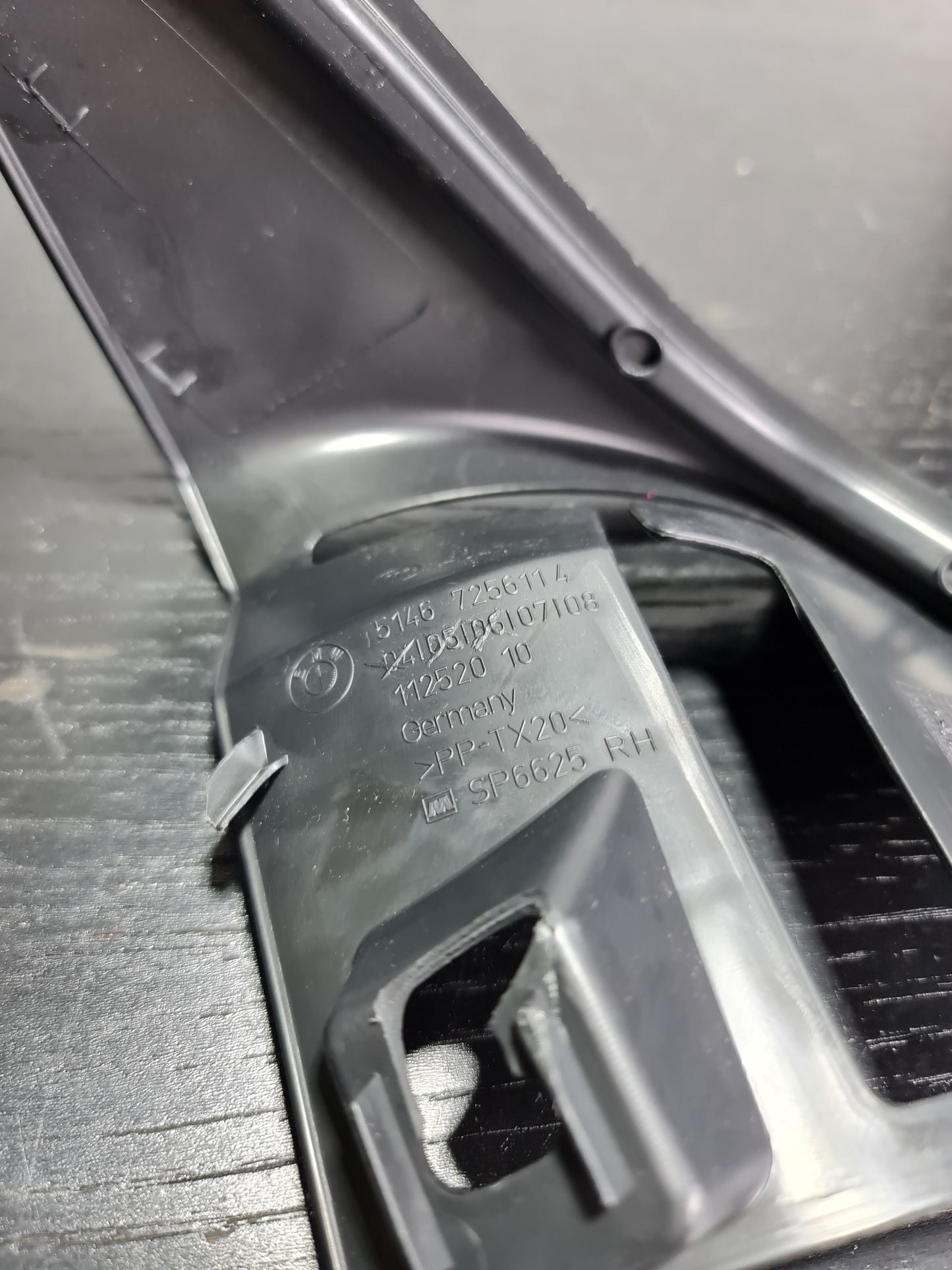 BMW 320I 328I F30 REAR 2ND ROW SEAT CHILD LOCK HOOK ANCHOR COVER OEM 51467256110 7256110 - MPerformance.parts