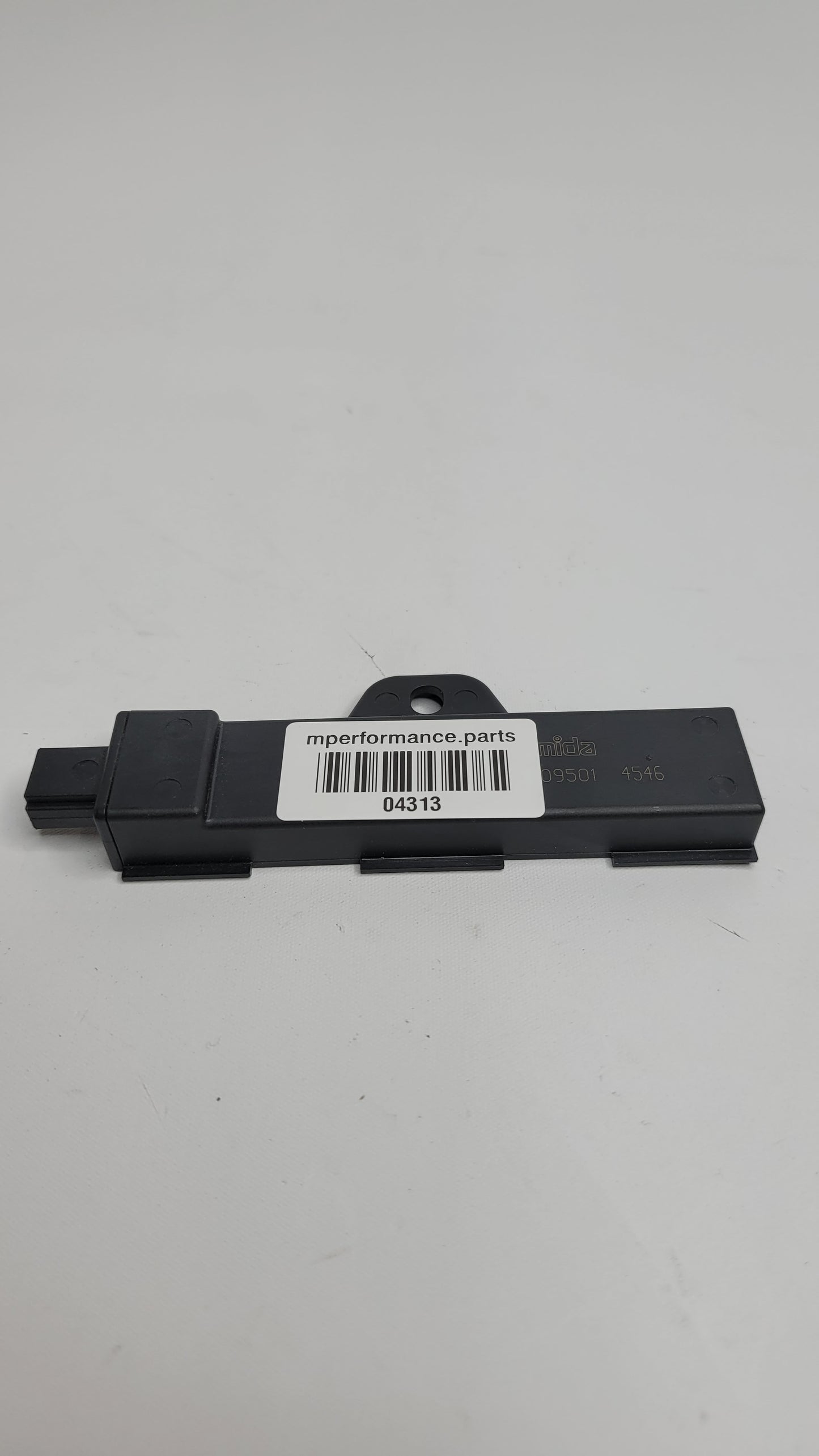 BMW M3 G80 KEYLESS ENTRY ANTENNA MODULE OEM 65-20-6832065 - MPerformance.parts