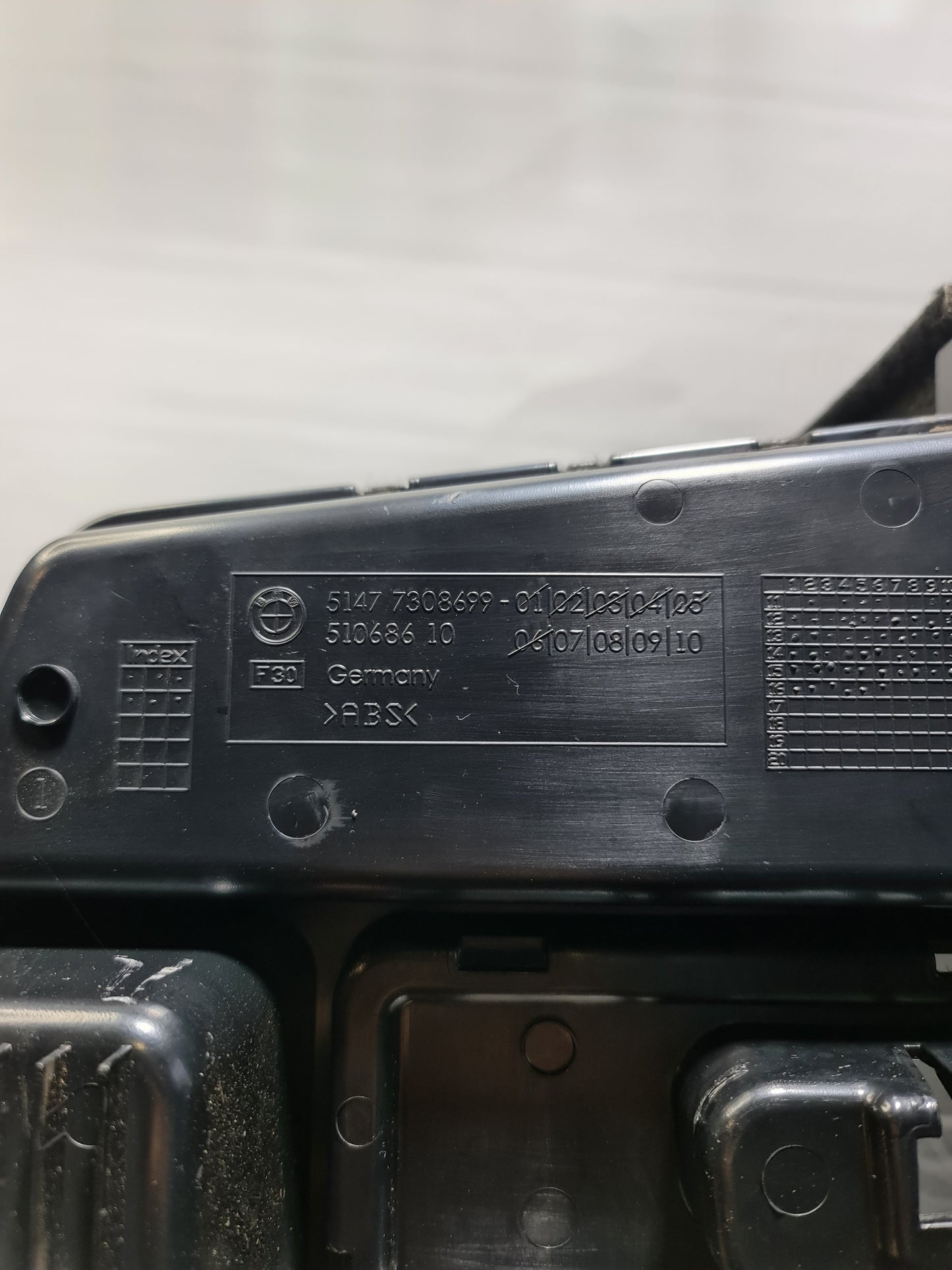 BMW M3 F80 11-19 BOOT TOOLS STORAGE COMPARTMENT 7308699 - MPerformance.parts