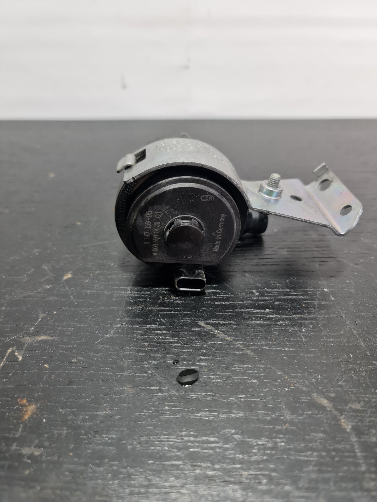 PUMP 9322071 BMW M4 F83 3.0 PETROL TWIN TURBO 2018 AUXILLIARY WATER PUMP 64539322071 - MPerformance.parts