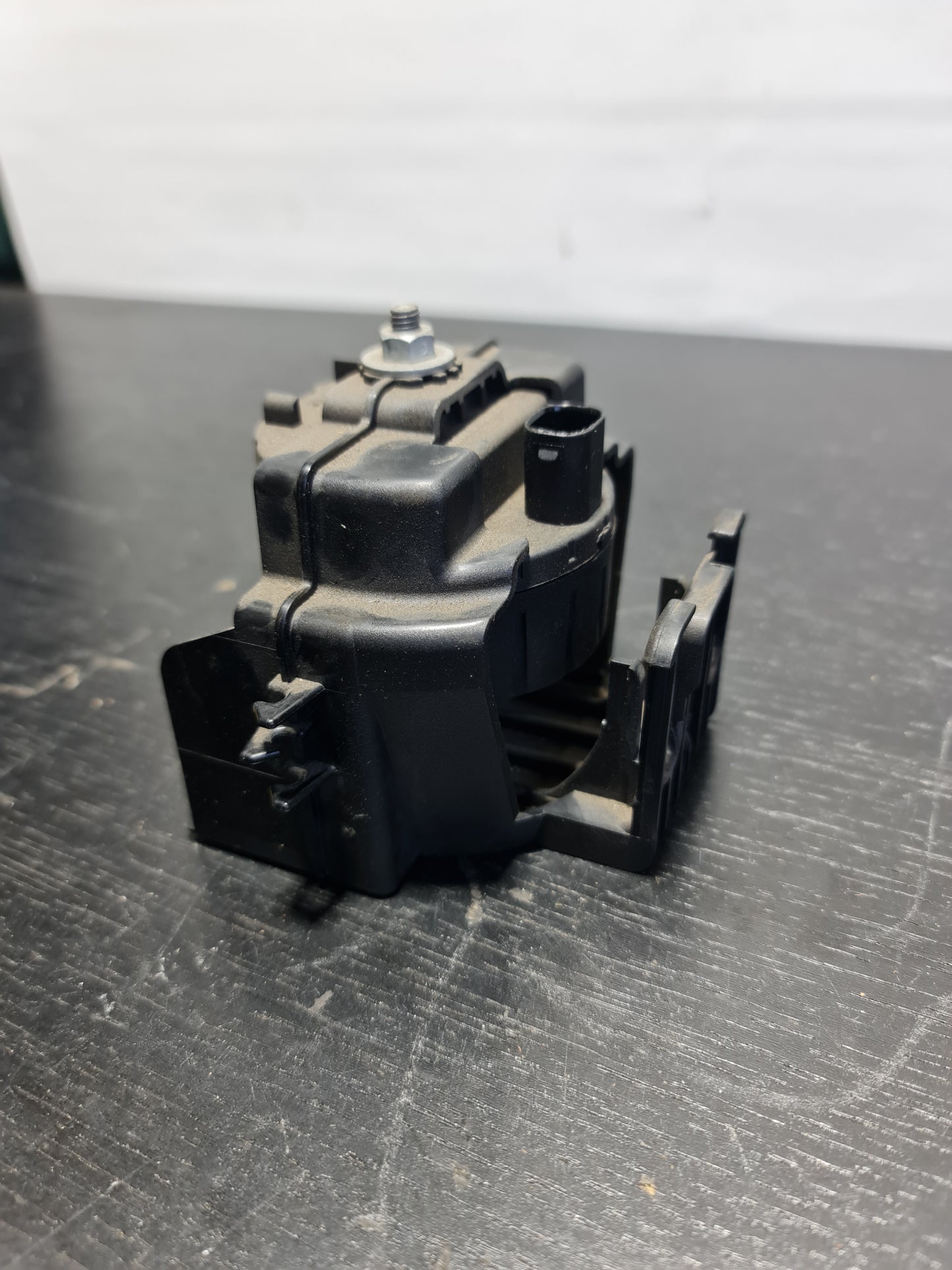 BMW Power Siren 65759383320 M3 F80 - MPerformance.parts