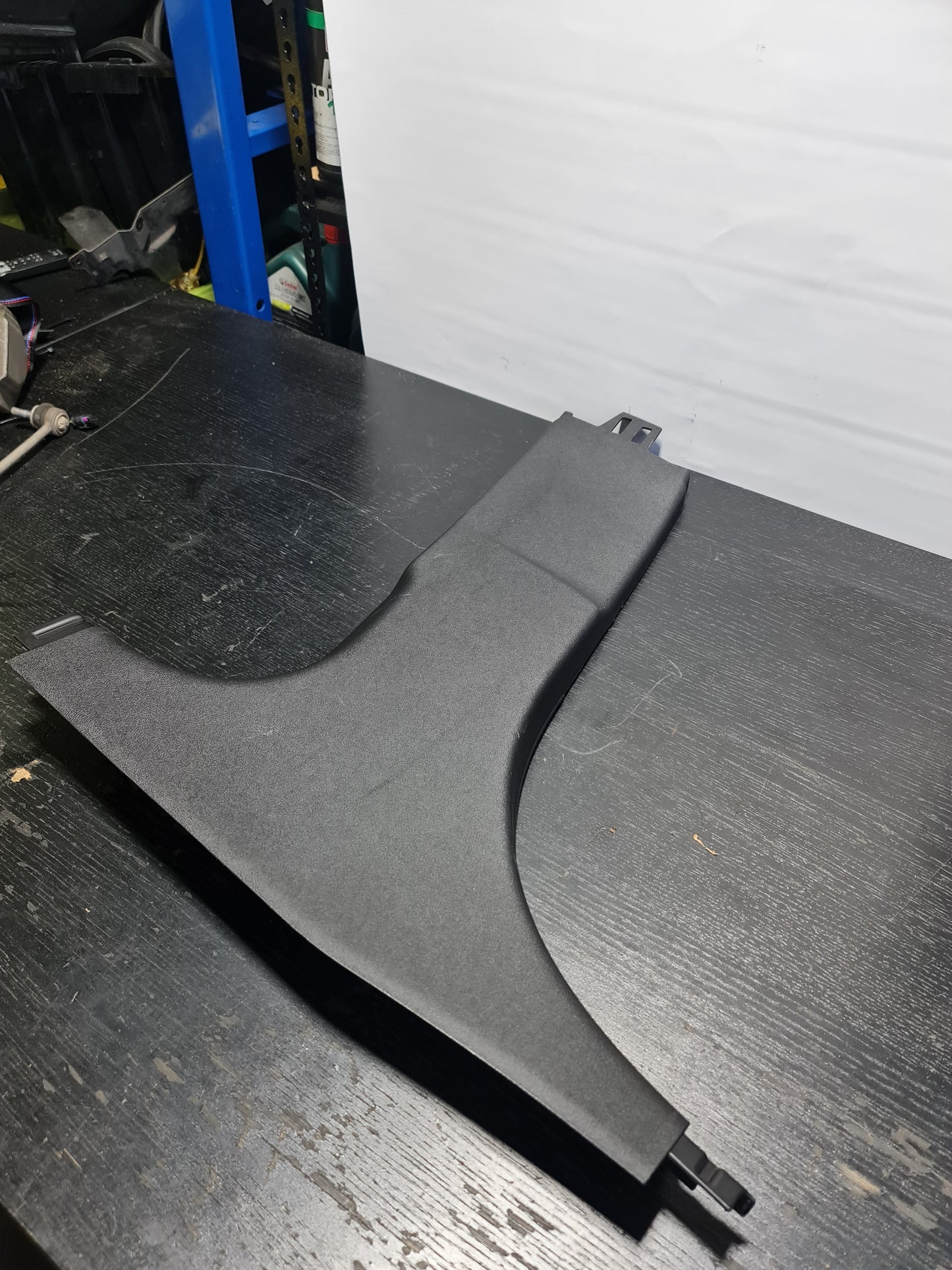 BMW 3 SERIES LOWER B PILLAR TRIM LEFT SIDE G80 7433243 - MPerformance.parts