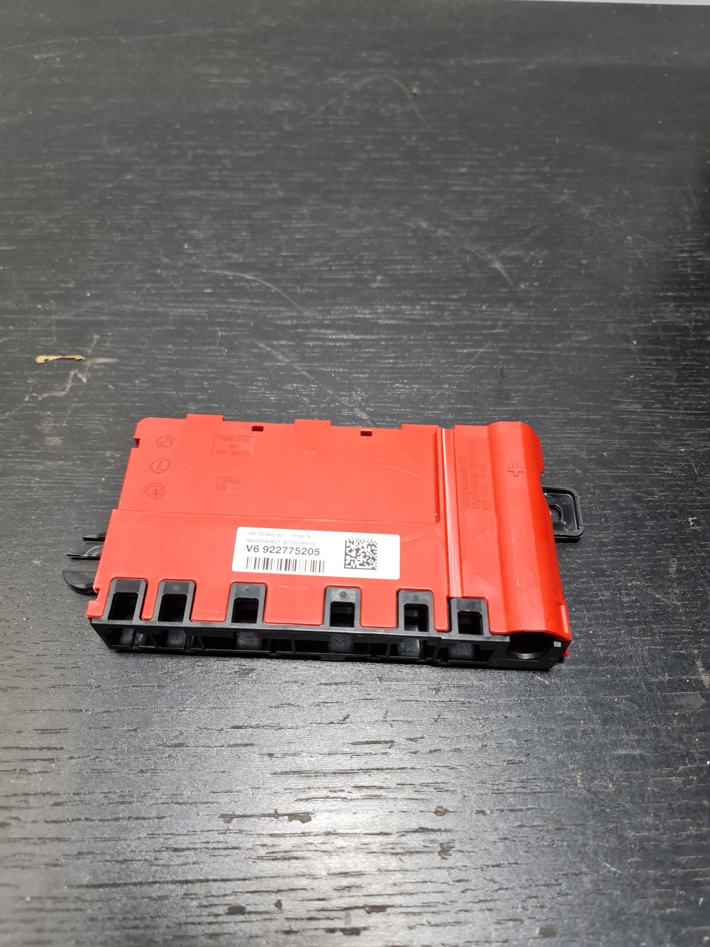 BMW F80 LCI 3 SERIES REAR BATTERY RELAY FUSES BOX V6 9227752 - MPerformance.parts