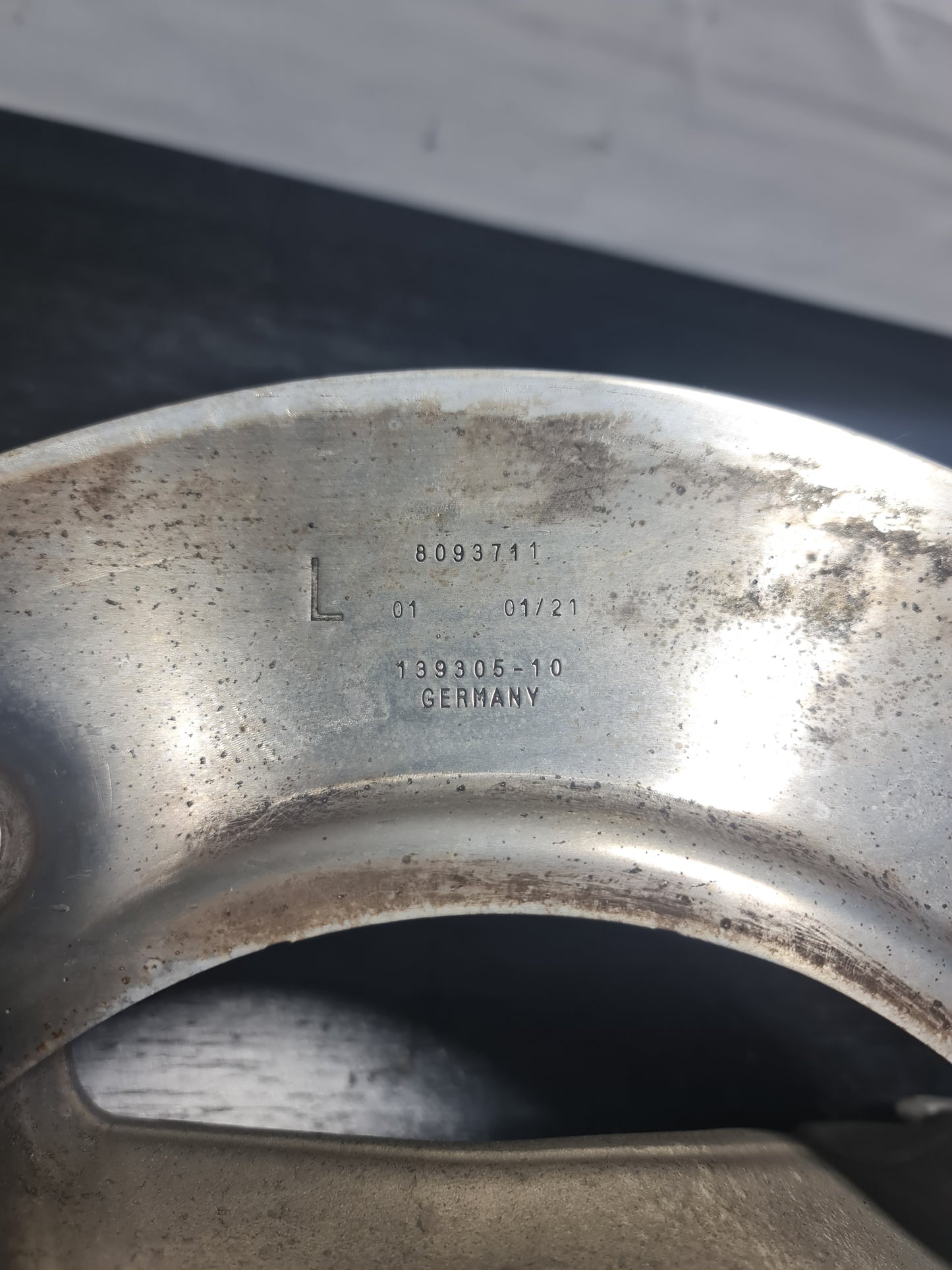 2021 - 2023 BMW G80 M3 COMP RWD FRONT LEFT DRIVER KNUCKLE WHEEL HUB BEARING OEM 8093711 - MPerformance.parts