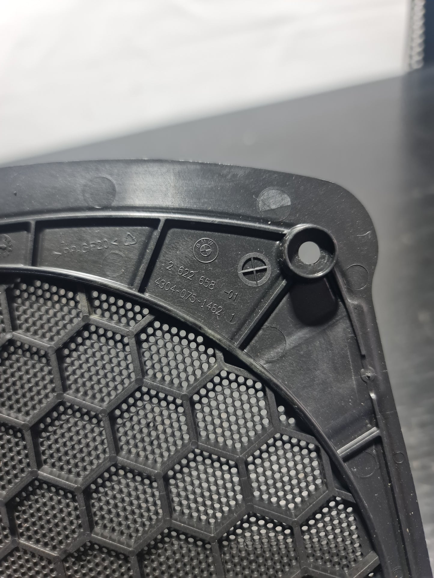 BMW M3 Speaker cover trim 2622658 G80 65132622658 - MPerformance.parts
