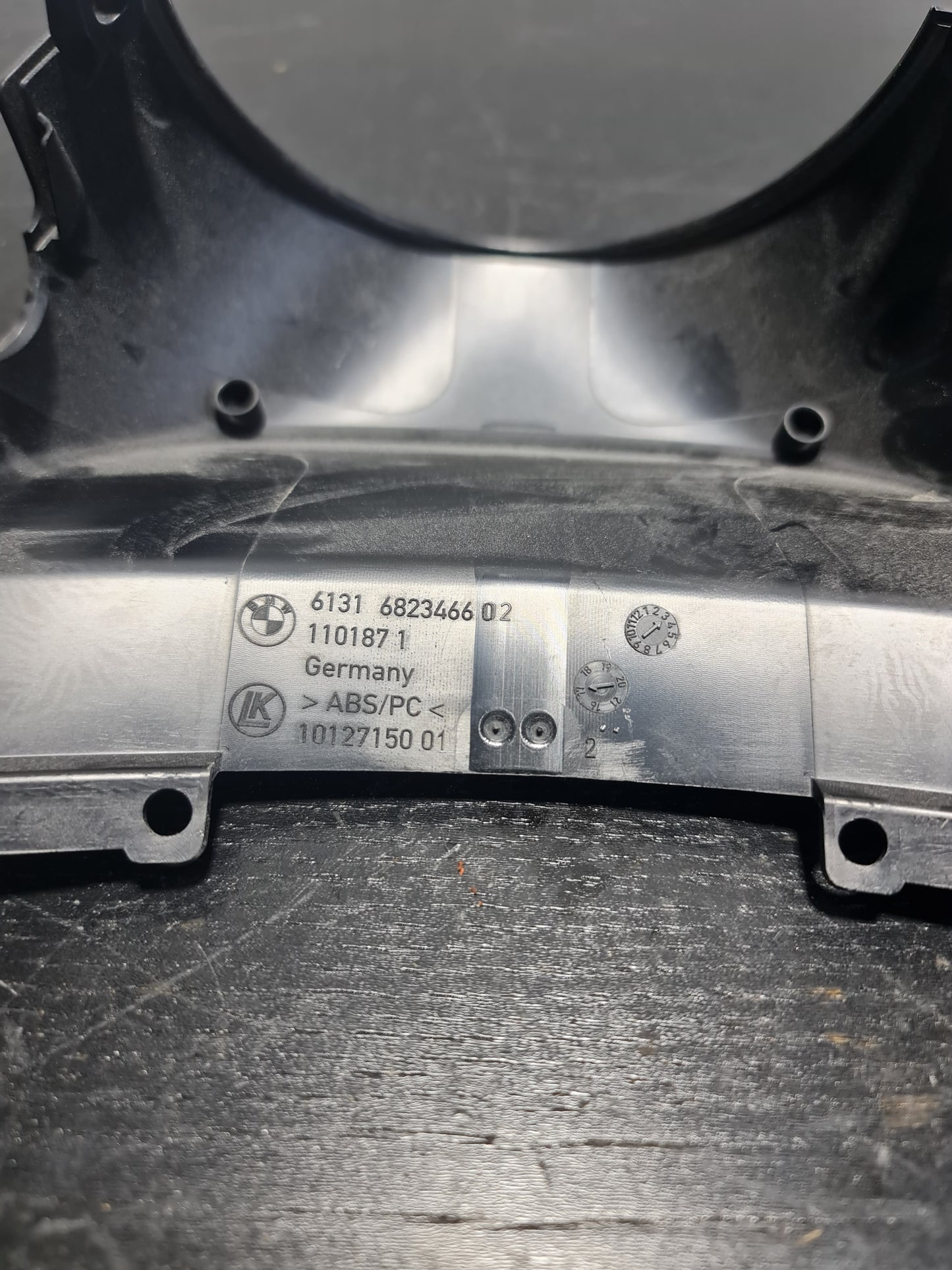 BMW 1 3 4 SERIES F20 F30 F32 STEERING COLUMN UPPER SHROUD 6823466 - MPerformance.parts