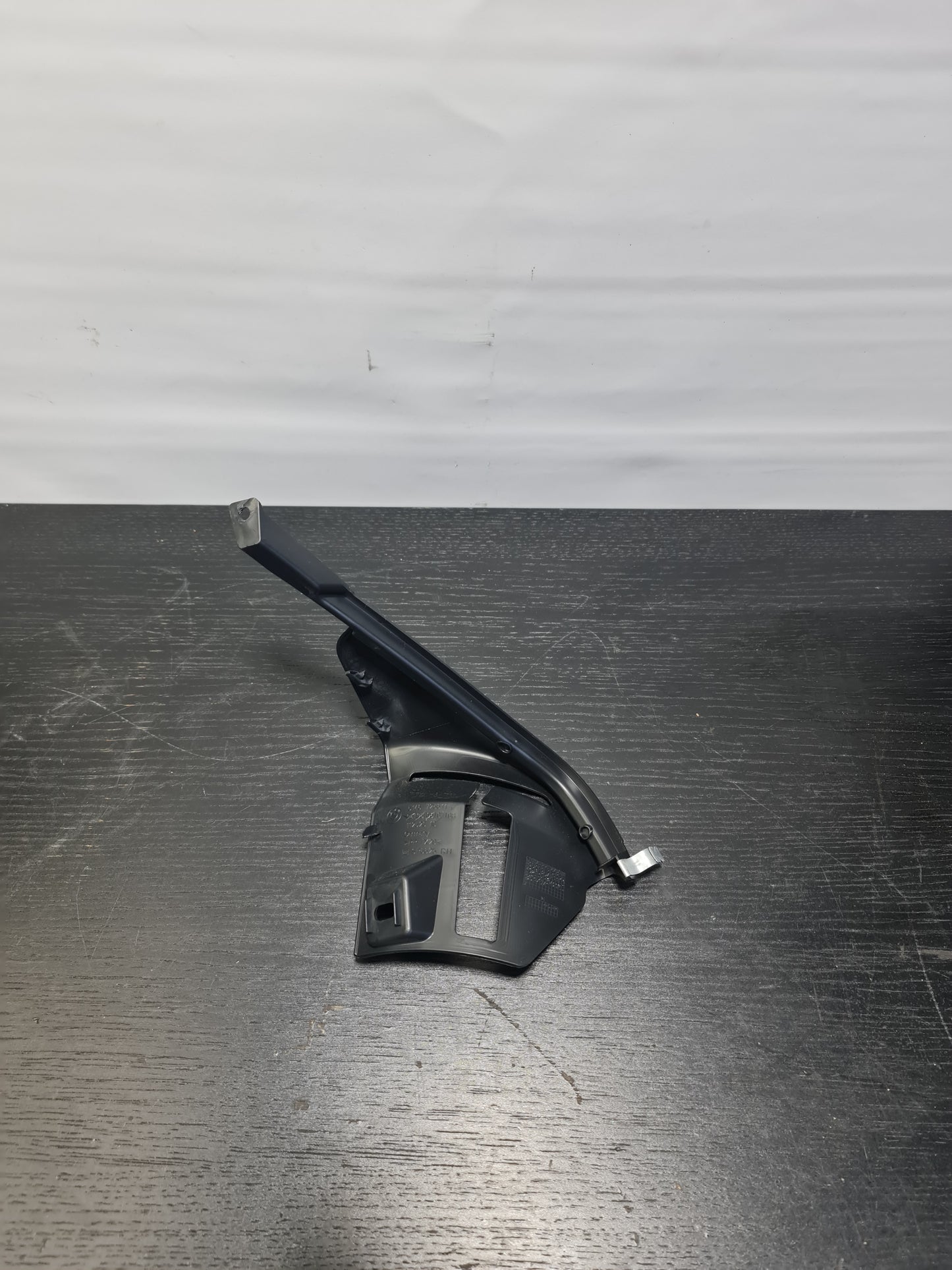 BMW M3 F80 - REAR Right - SEAT BELT Cover / TRIM 7256114 51467256114 - MPerformance.parts