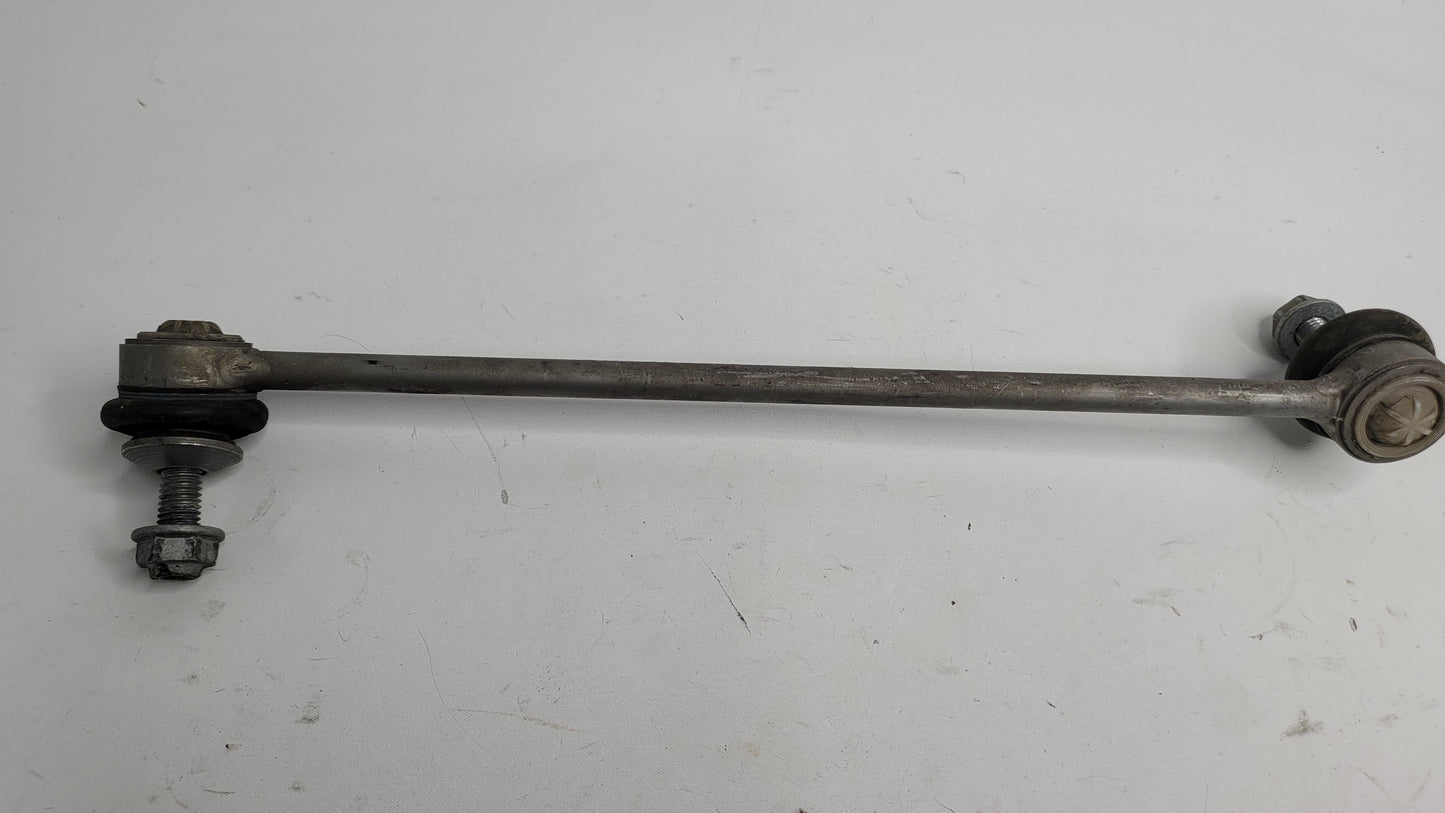 BMW F80 F82 F83 F87 M2 M3 M4 Front Right Sway Bar End Link Stabilizer 2284644 - MPerformance.parts