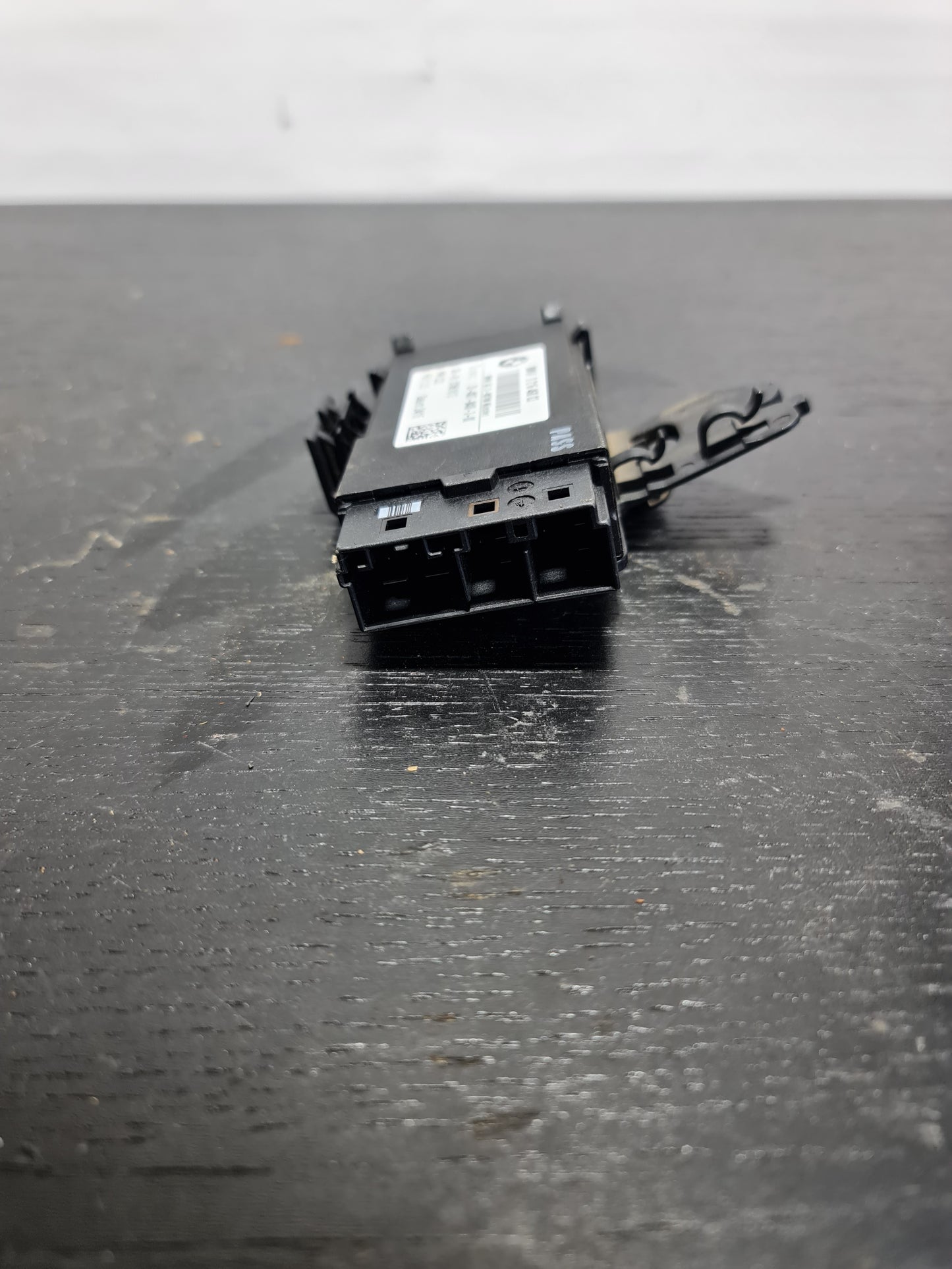 BMW M3 F80 Series Heated Seat Control Module OEM 61359216468 - MPerformance.parts