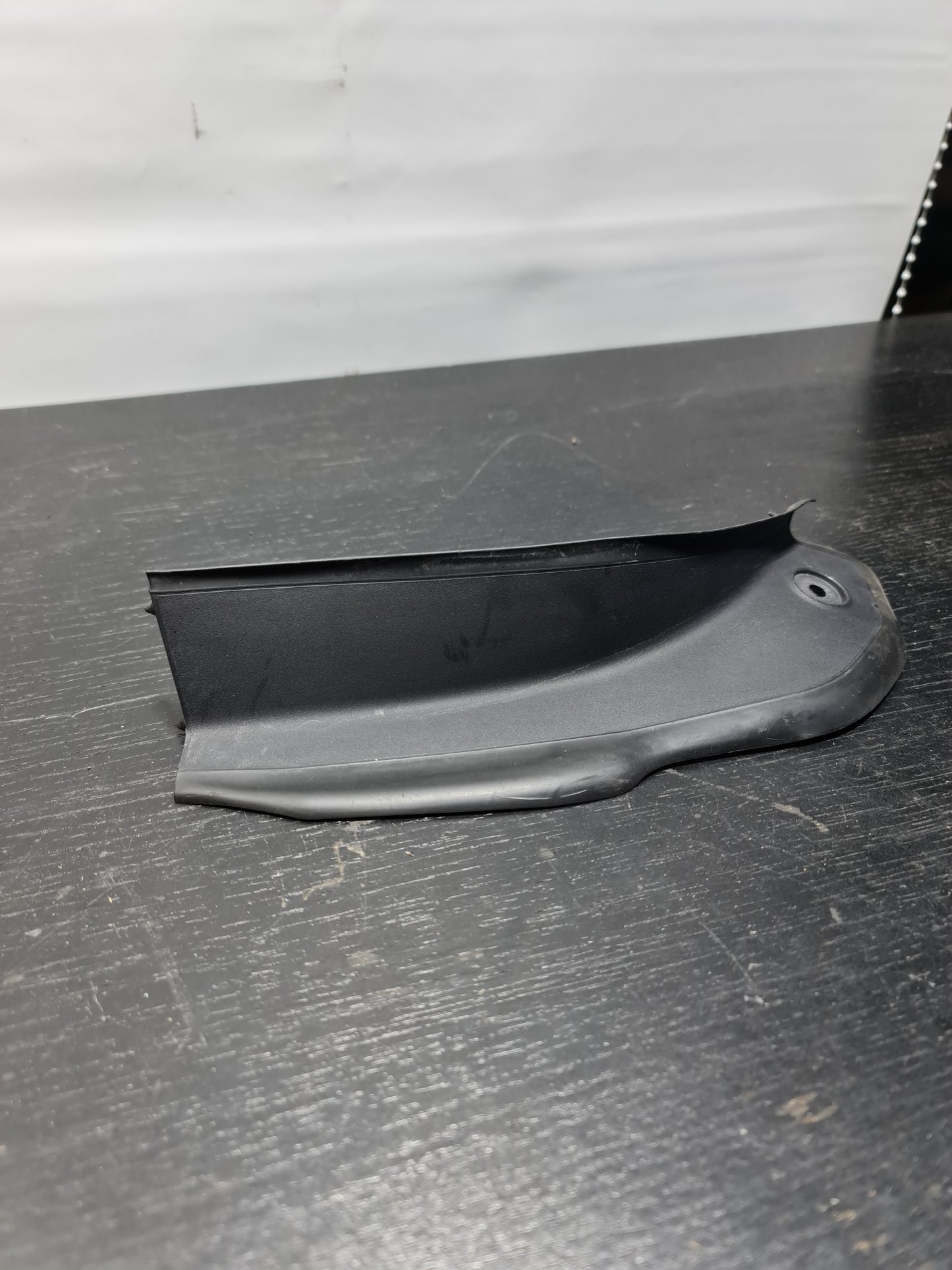BMW M3 F80 REAR RIGHT SIDE TAILLIGHT DRIP RAIL COVER TRIM PANEL 5149-7-453-334 - MPerformance.parts