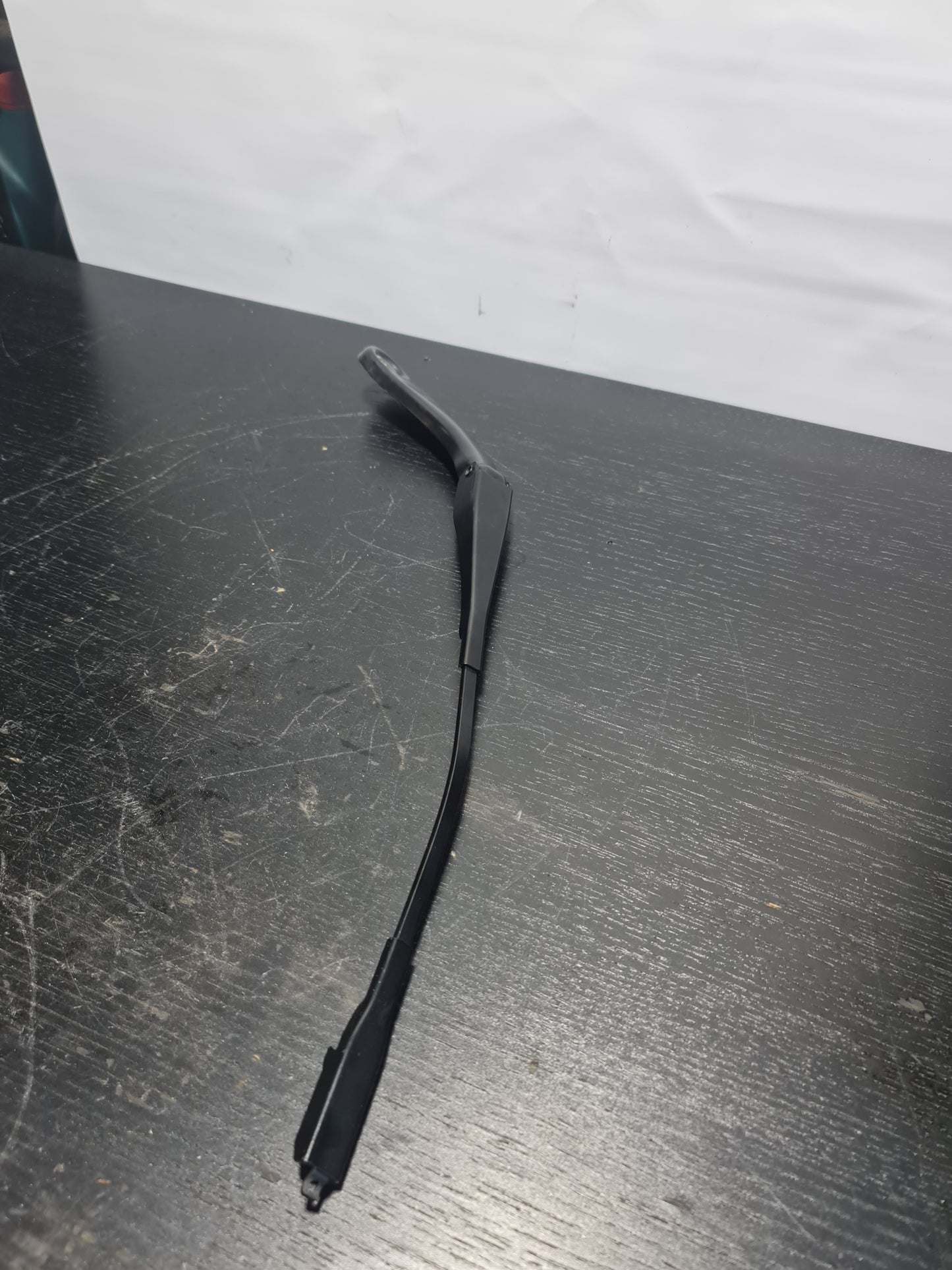 BMW F30 330E 2016-2018 Front Windscreen Wiper Arm W000027229D - MPerformance.parts
