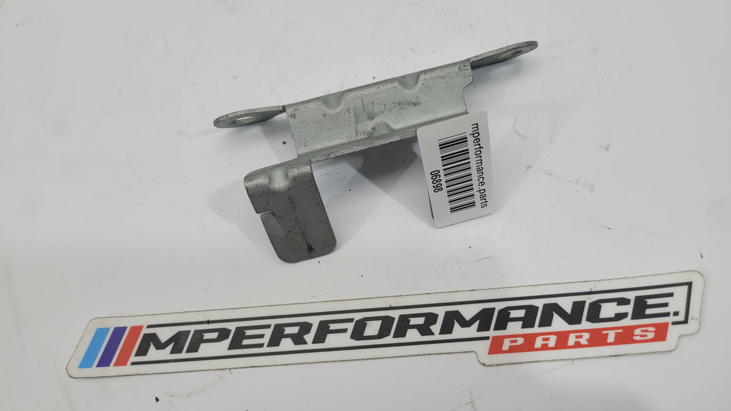 BMW M2 MAIN BODY ENGINE WIRE HARNESS CABLE HOLDER BRACKET - 7611122
