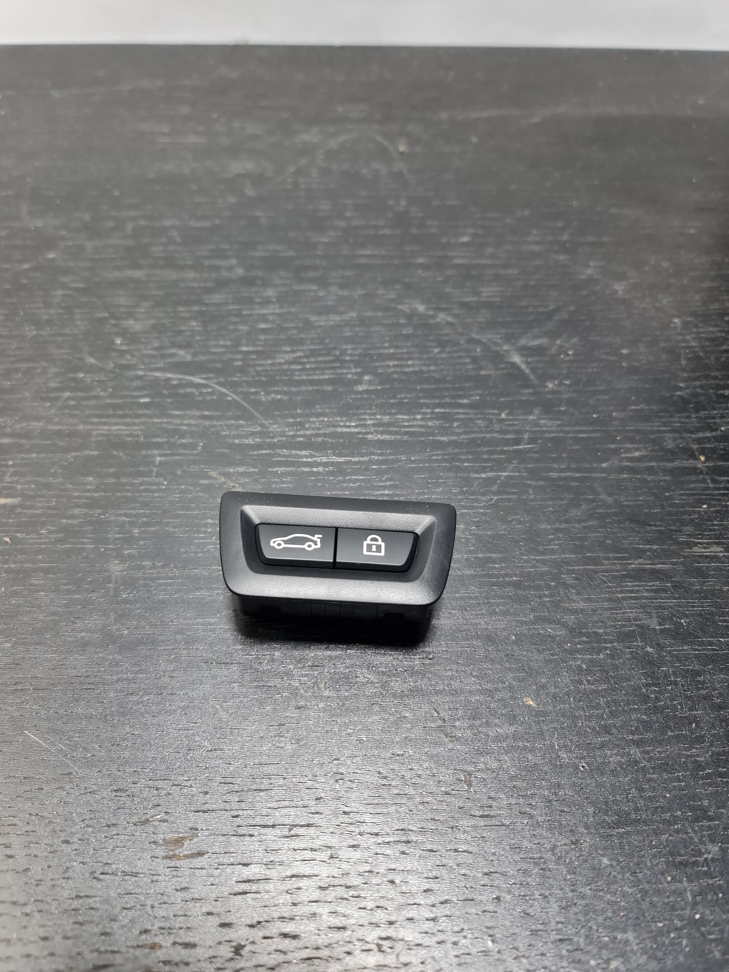 BMW M3 Central locking switch G80 2023 927512102 61319275121 - MPerformance.parts