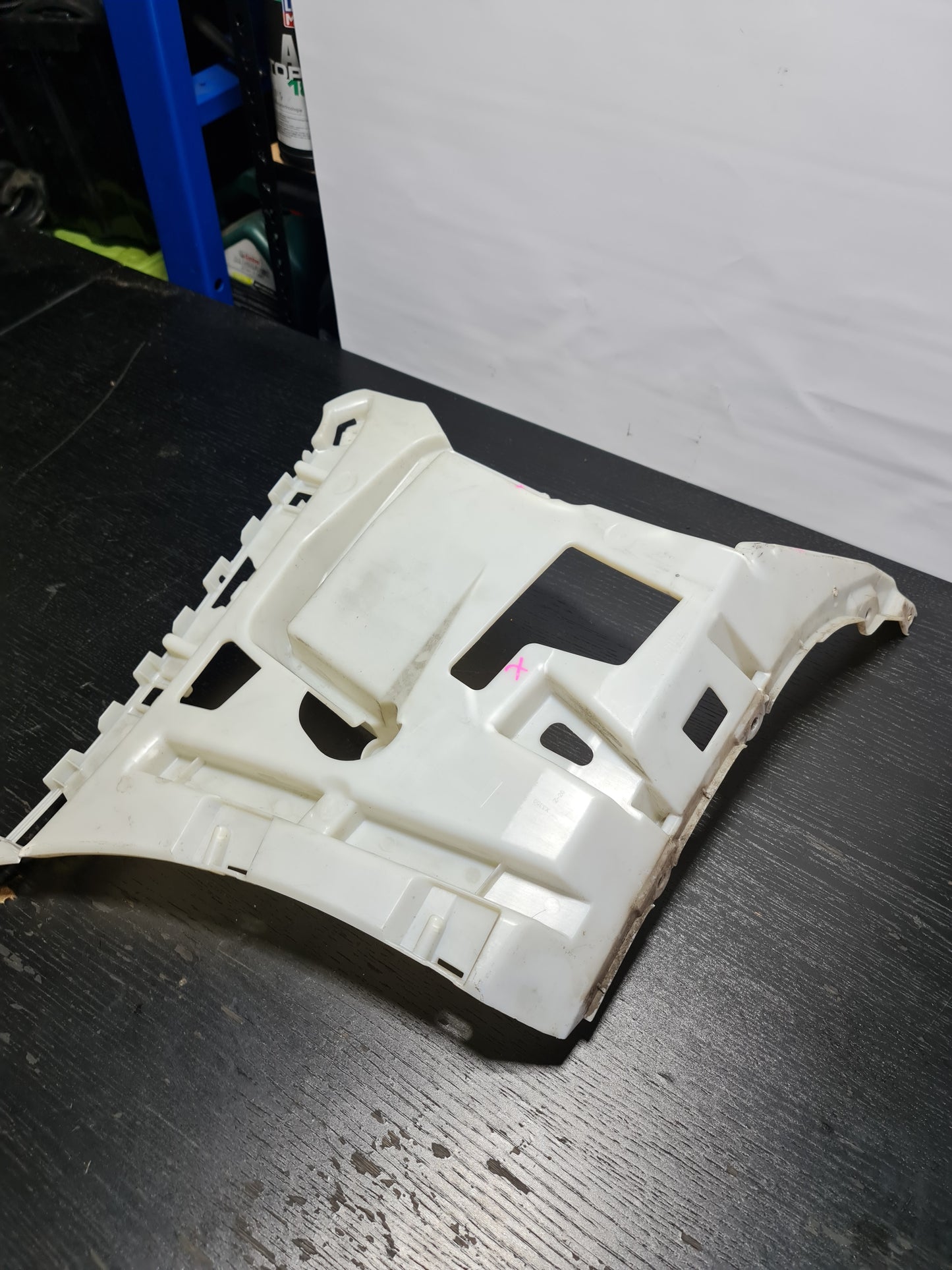 BMW M3 F80 REAR BUMPER M LEFT SIDE GUIDE 51128055983 - MPerformance.parts