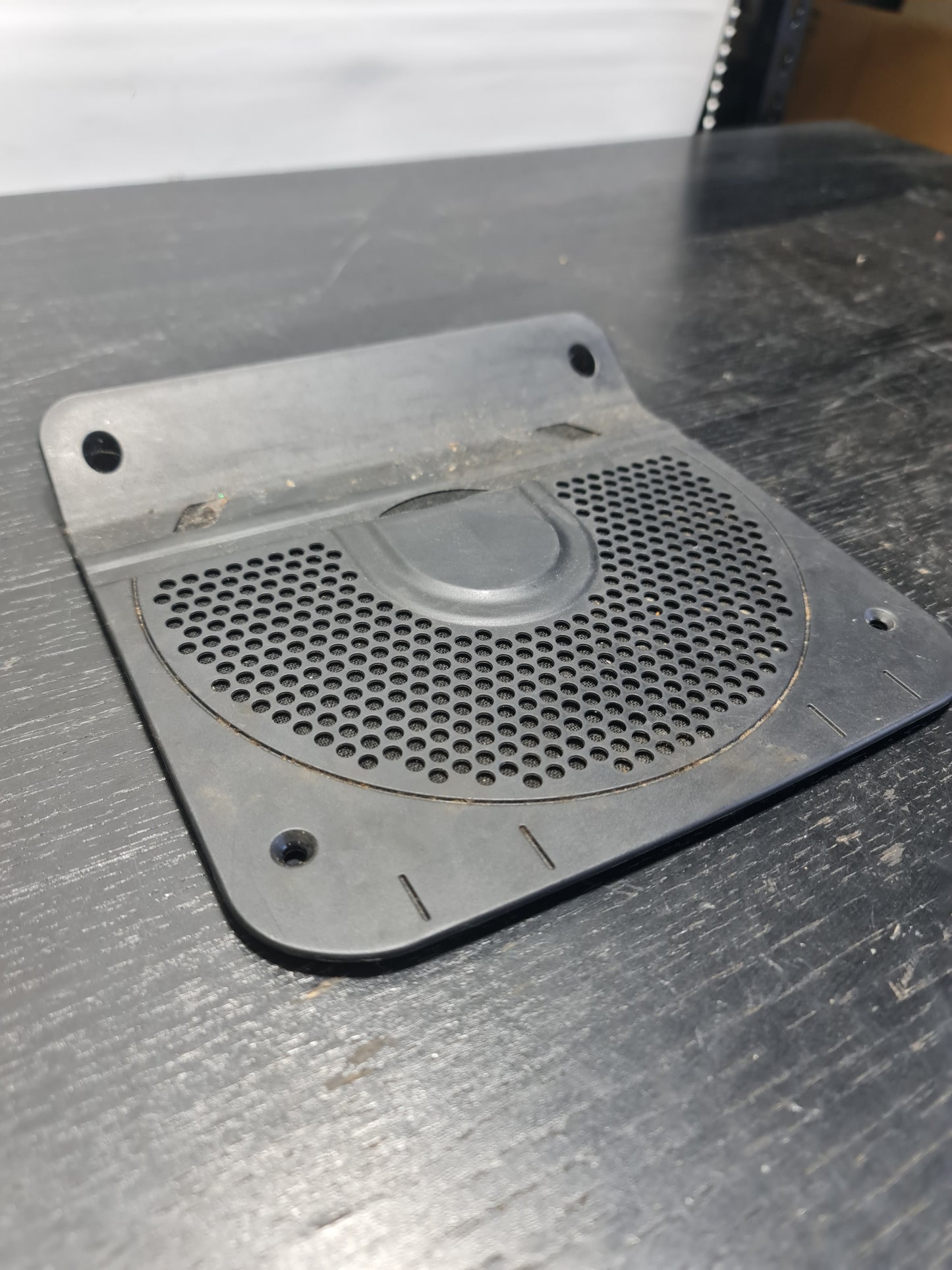 43040789349 - Subwoofer Grille BMW F80 - MPerformance.parts