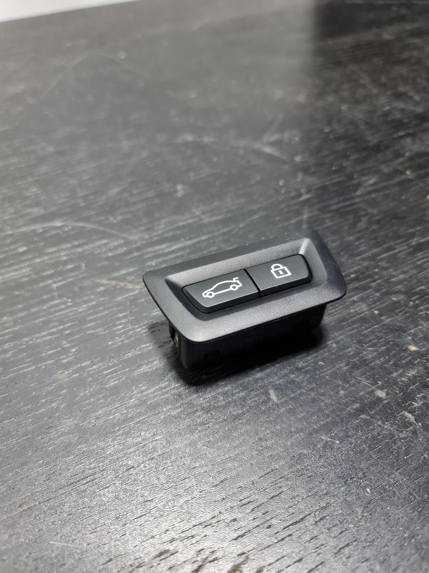 BMW M3 Central locking switch G80 2023 927512102 61319275121 - MPerformance.parts