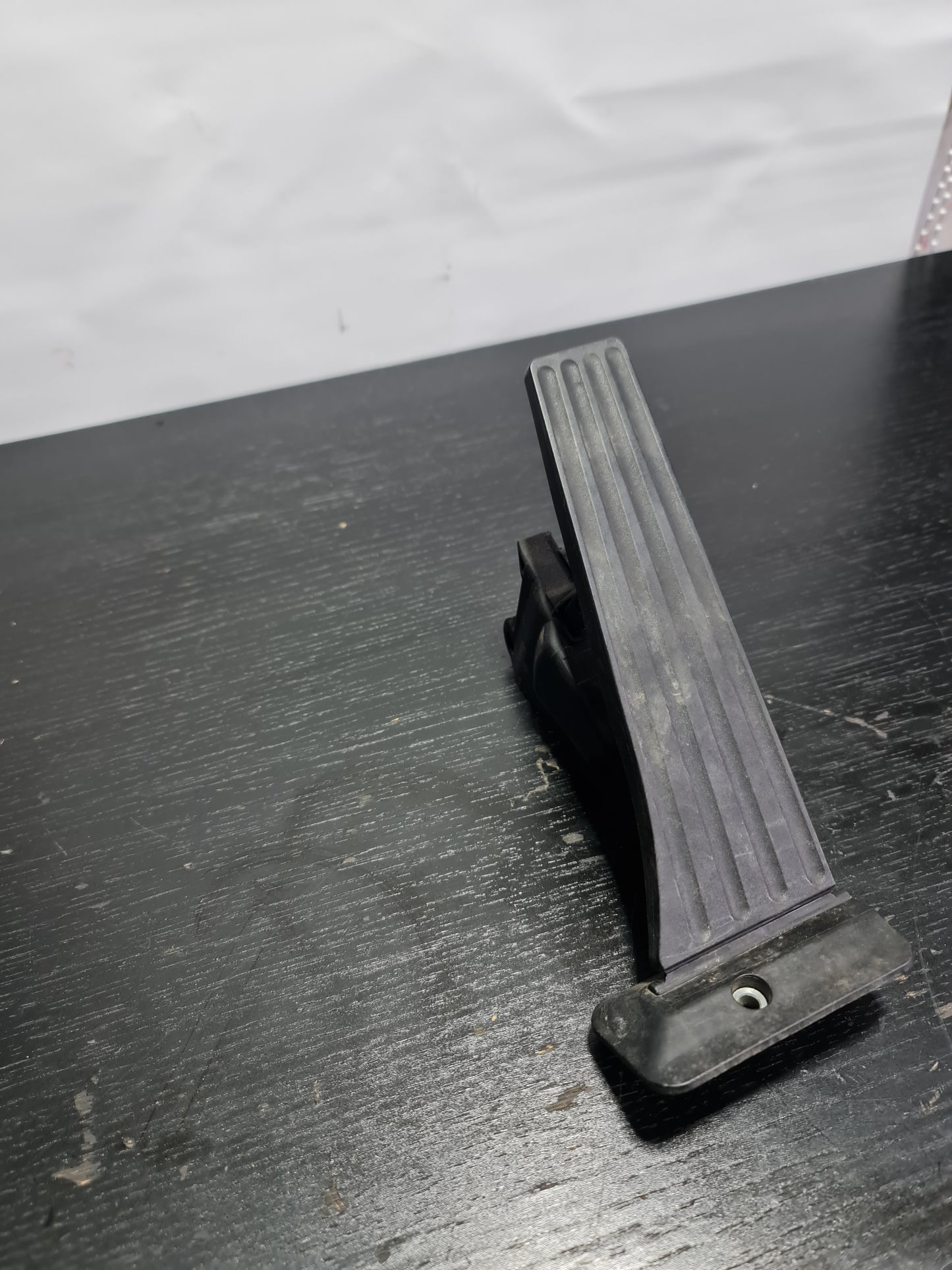 2006-2020 BMW 35-42-6-853-175 BMW 35426853175 Accelerator.Pedal Module,Automatic Gearbox 6853175 06 - MPerformance.parts