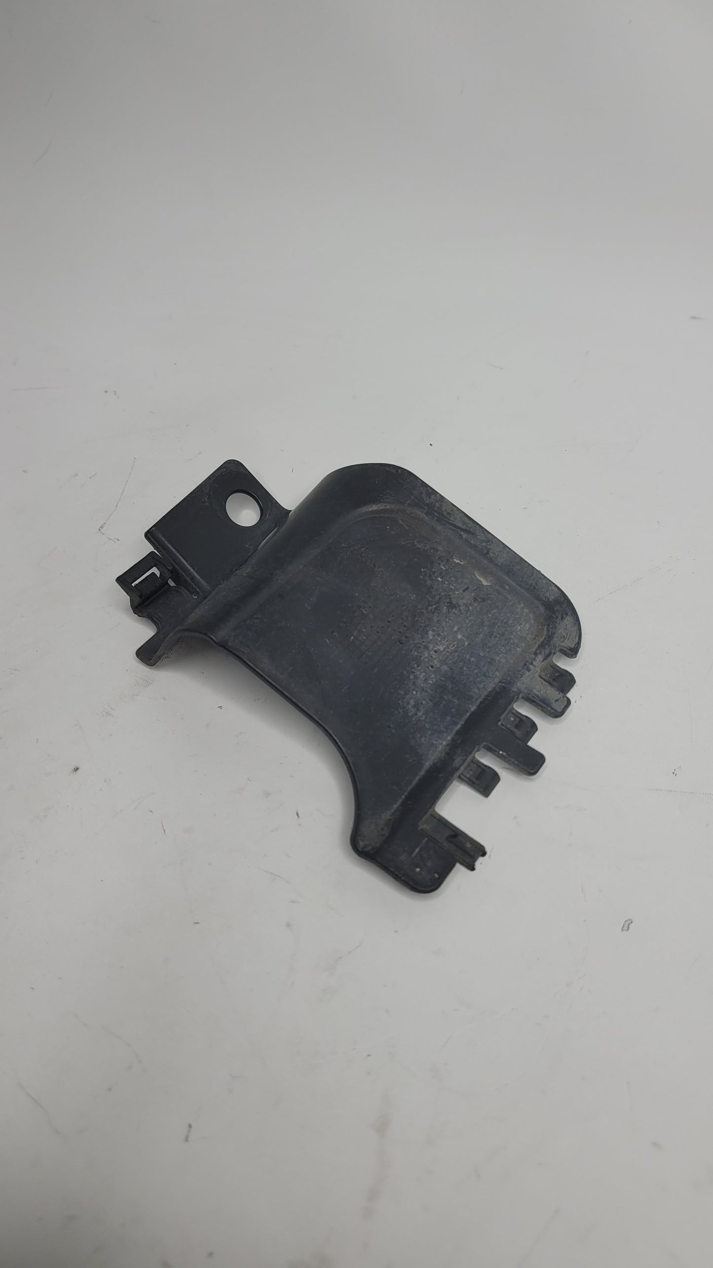 BMW M3 F80 LEFT Cover / CAP 8060409 - MPerformance.parts