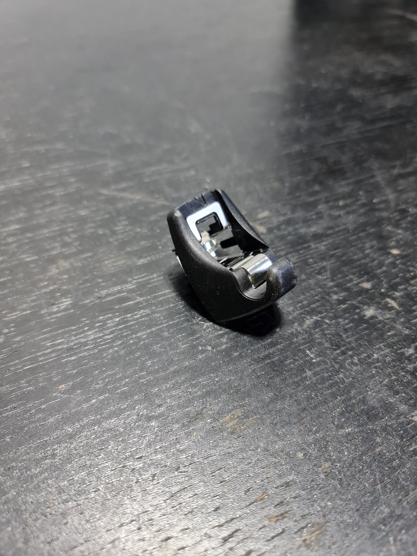 BMW 3 SERIES F80 SUN VISOR HOLDER BRACKET HOOK 7277251 - MPerformance.parts
