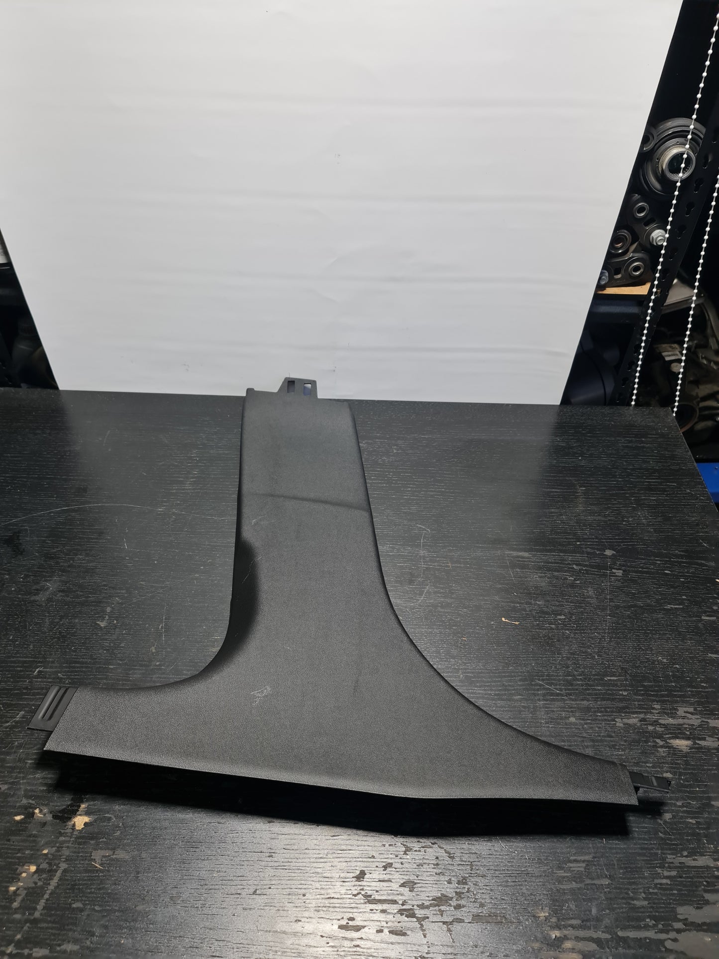 BMW 3 SERIES LOWER B PILLAR TRIM LEFT SIDE G80 7433243 - MPerformance.parts