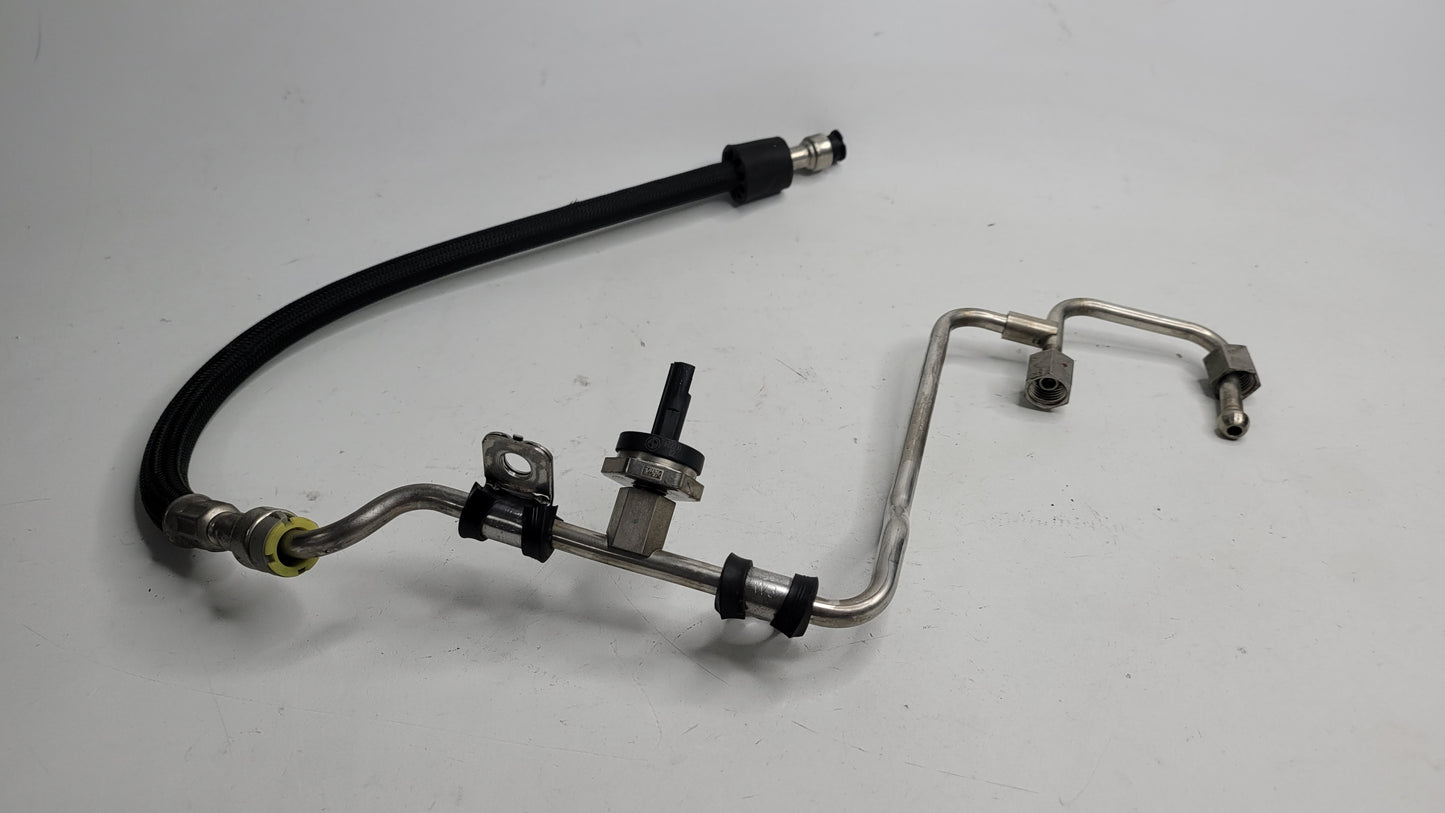BMW M3 M4 COMPETITION GENUINE FUEL HOSE PRESSURE LINE WITH SENSOR - 7622231 - MPerformance.parts