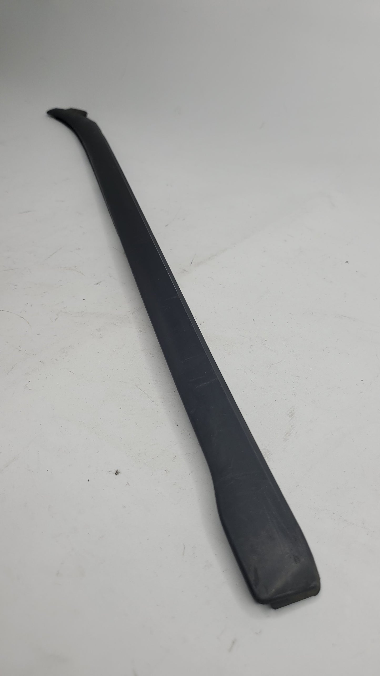 BMW 4 COUPE F32 F82 FRONT WINDSHIELD RIGHT VERTICAL TRIM 51317285928 - MPerformance.parts