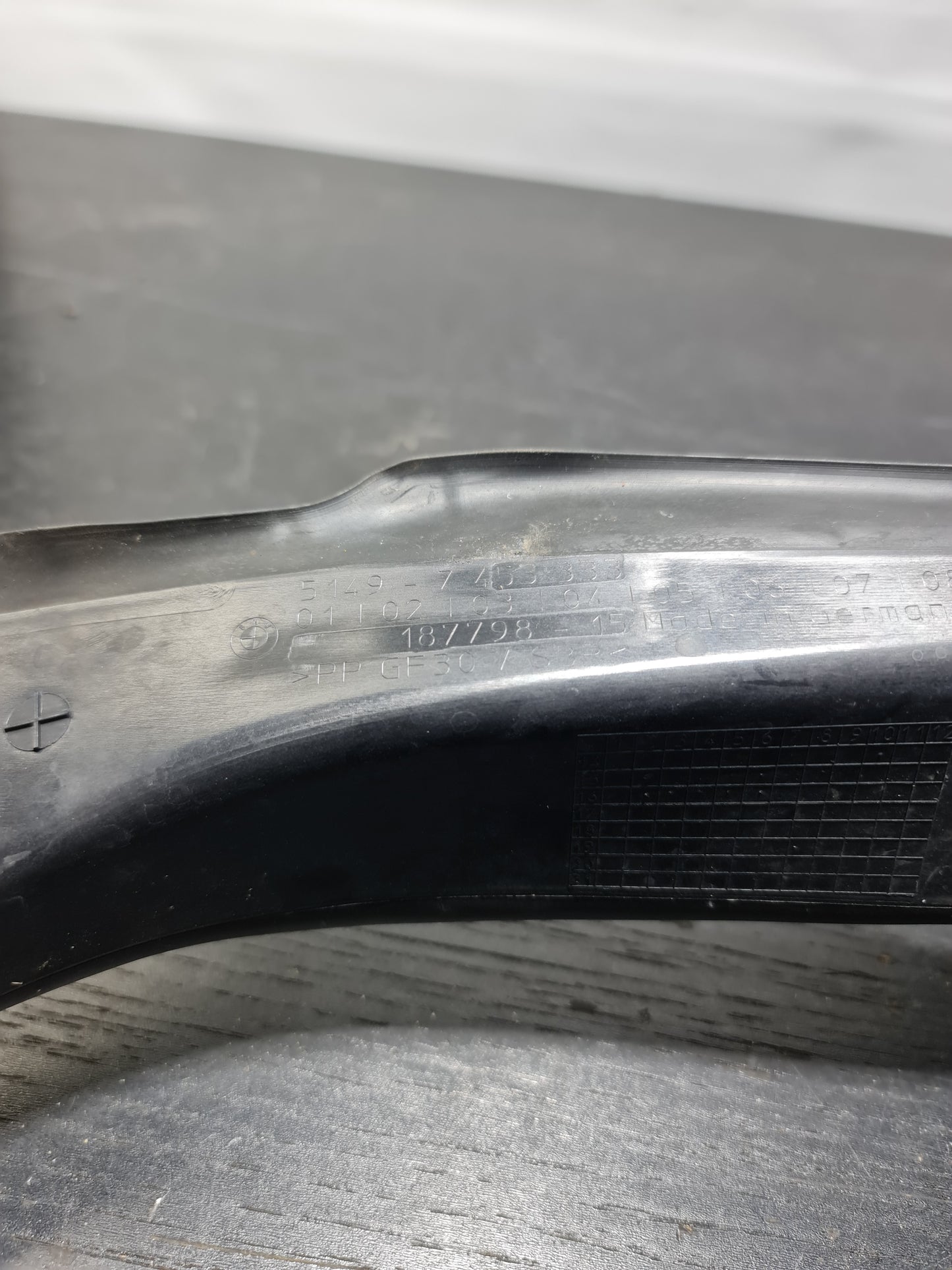 BMW M3 F80 REAR LEFT SIDE TAILLIGHT DRIP RAIL COVER TRIM PANEL 5149-7-453-333 - MPerformance.parts