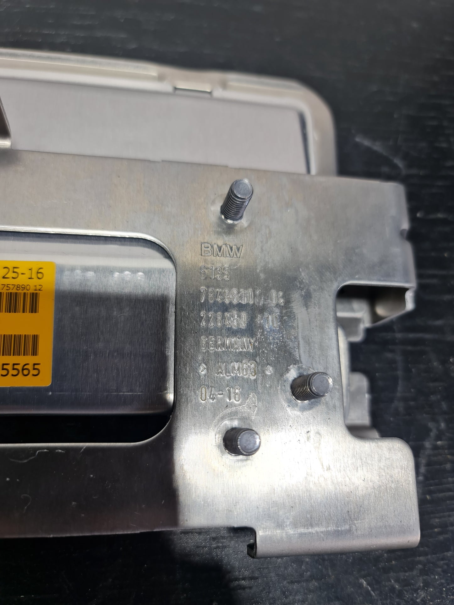 BMW Suspension Control Module / Vdc 37146883149 - MPerformance.parts