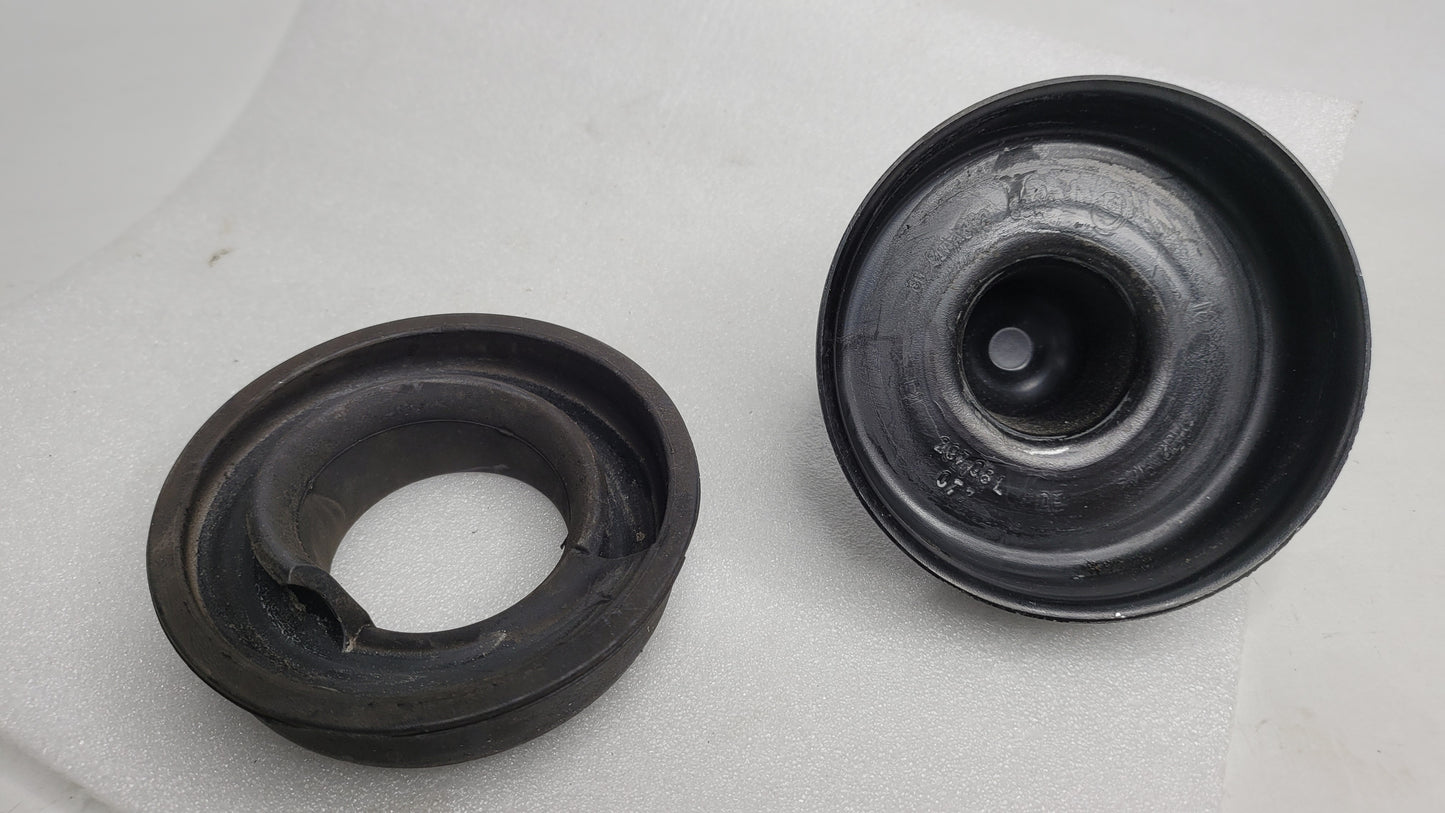 Upper Coil Rear Spring Rubber Pad Mount 6764419 BMW G80 M3