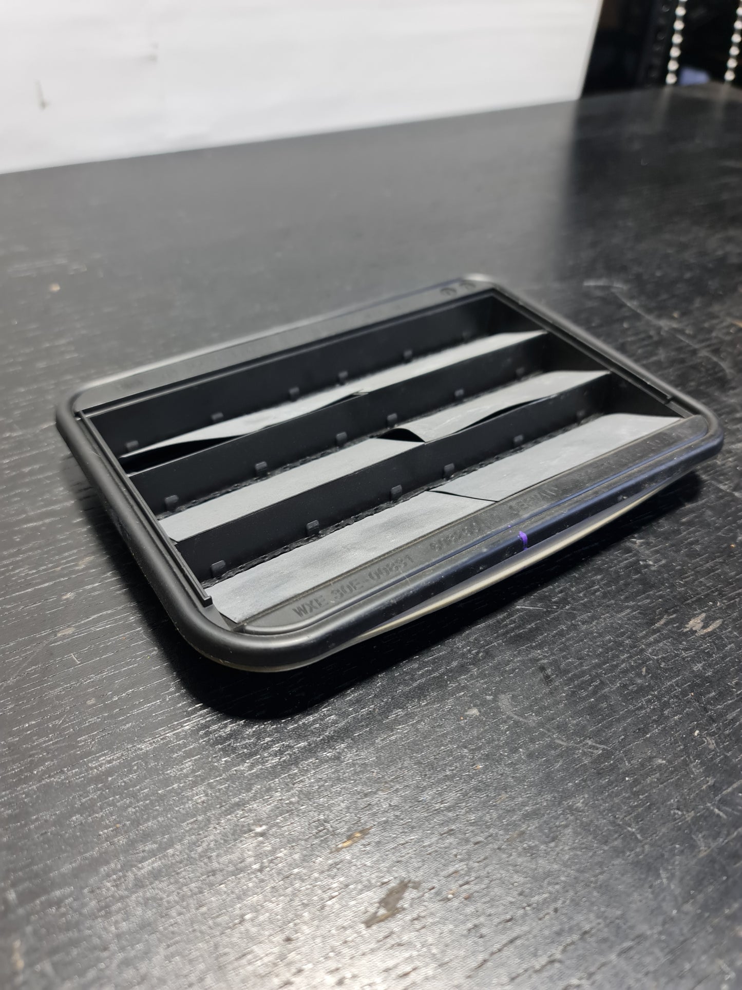 BMW G80 REAR LEFT SIDE QUARTER LOWER PRESSURE AIR VENT 64229176945 - MPerformance.parts