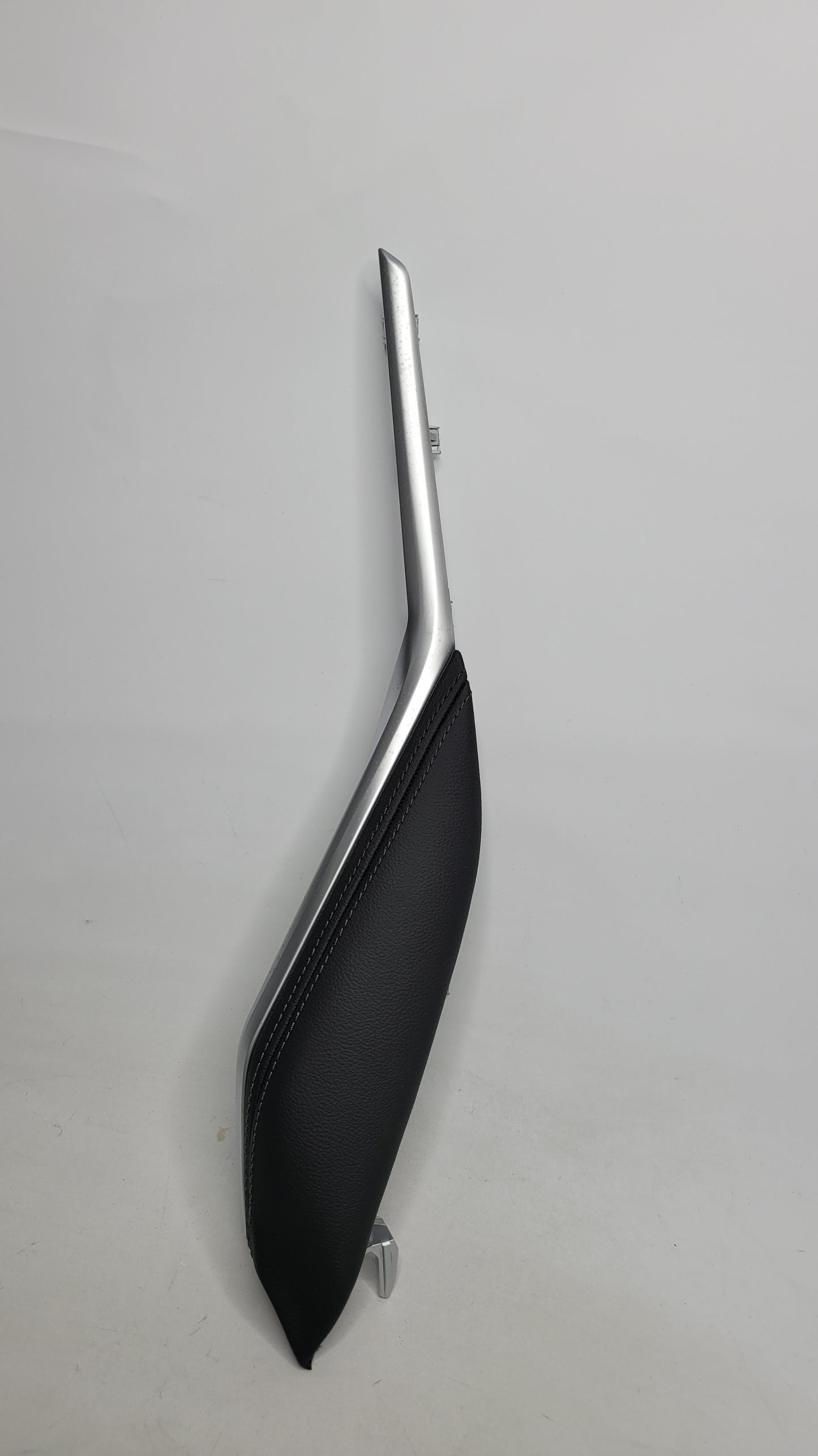 G80 M3 Passenger Knee Leather Panel - 8088330-10 - MPerformance.parts