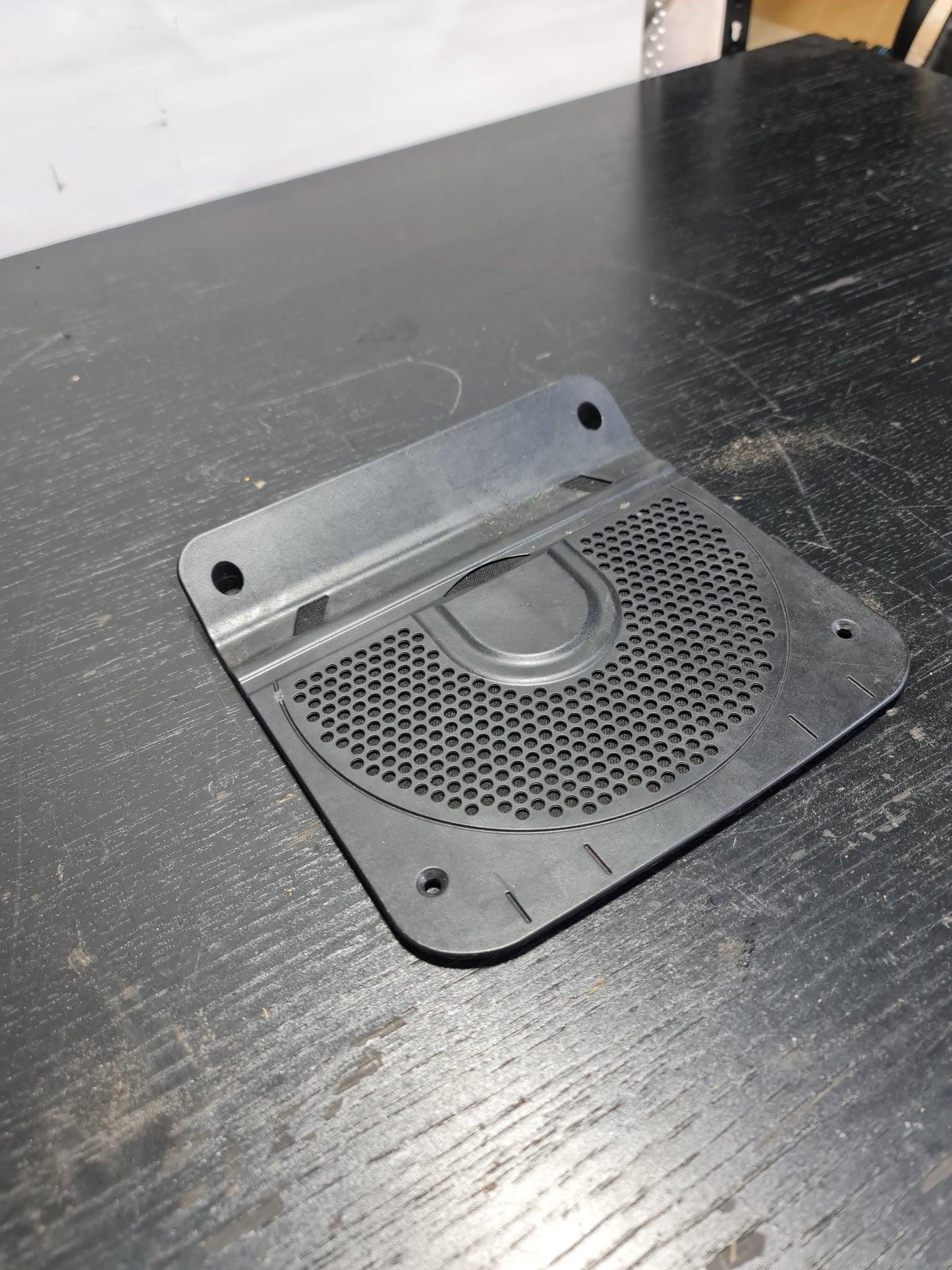 43040789349 - Subwoofer Grille BMW F80 - MPerformance.parts