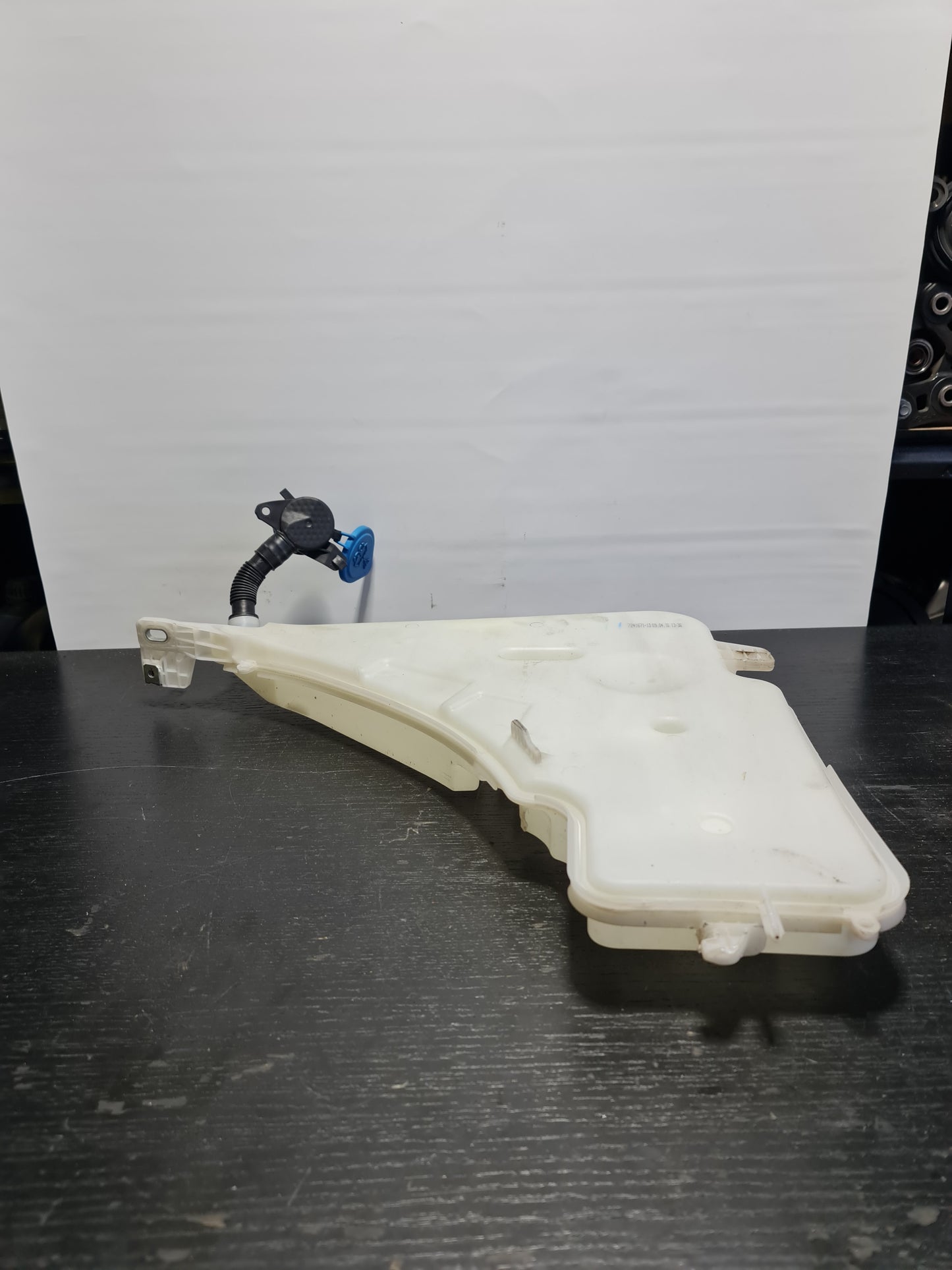 BMW 2 3 4 Series F22 F30 F32 LCI Washer Fluid Reservoir Tank Container 7241671 - MPerformance.parts
