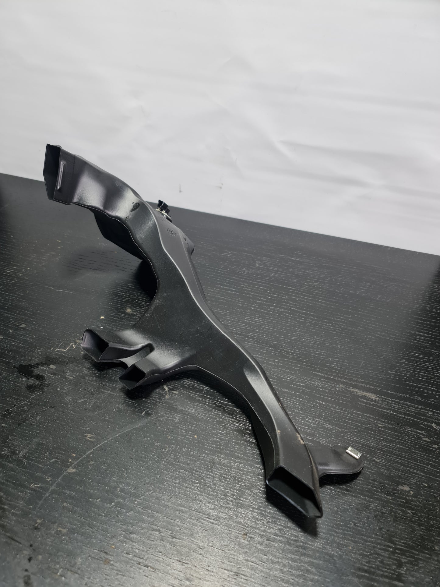 Original BMW RIGHT FLOOR HEATER DUCT 51459205388 9205388 - MPerformance.parts