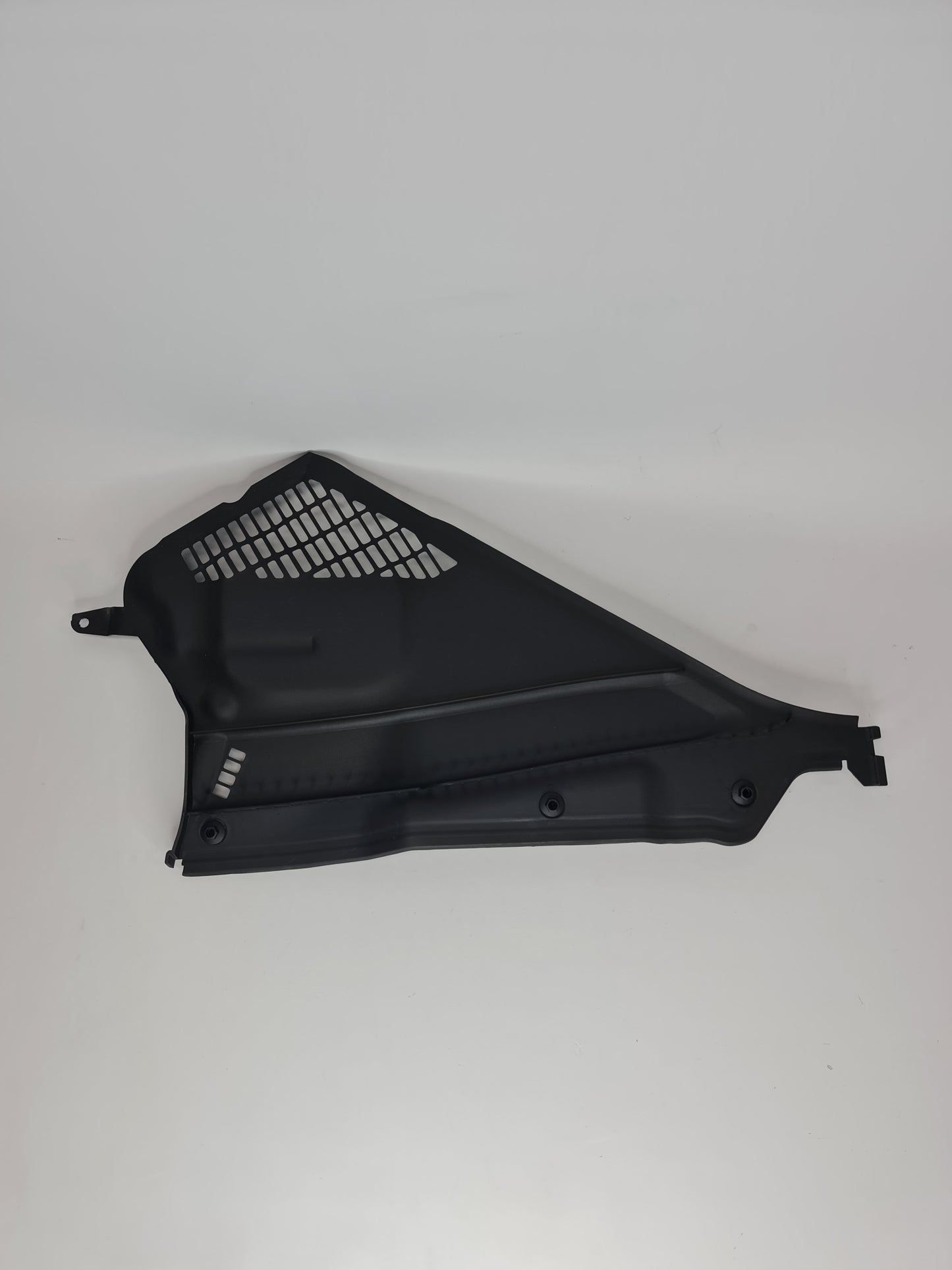 BMW M4 scuttle panel trim right F82 2017 64318059698 - MPerformance.parts
