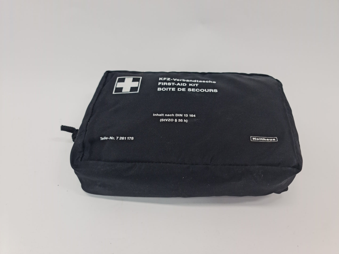 BMW 2007 X3 E83 3.0d xDRIVE FIRST AID KIT 7261178 OEM - MPerformance.parts