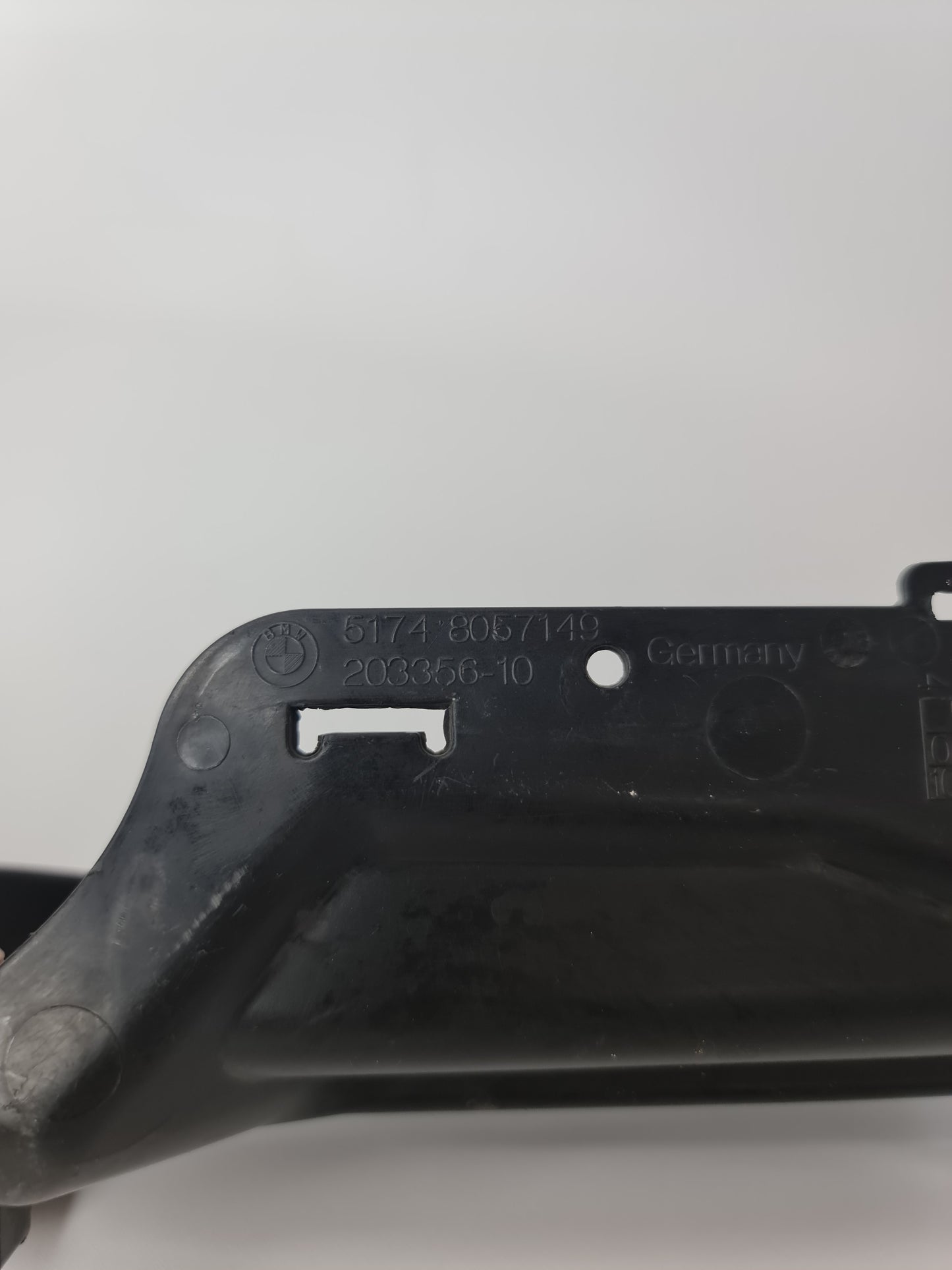 GENUINE BMW 2 3 4 SERIES F80 F82 F83 F87 M-TECH FRONT LEFT AIR DUCT 51748057149 - MPerformance.parts