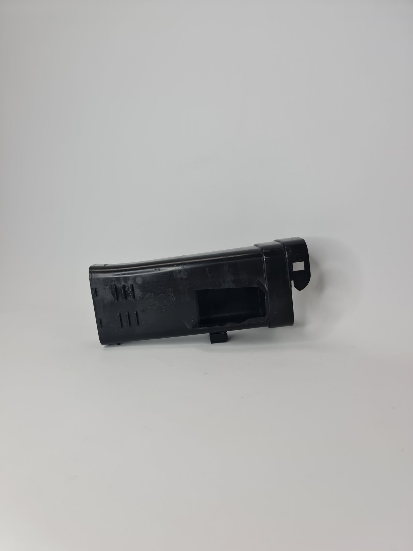 Original BMW intake duct right 13718090062 517506-10 72423925 - MPerformance.parts