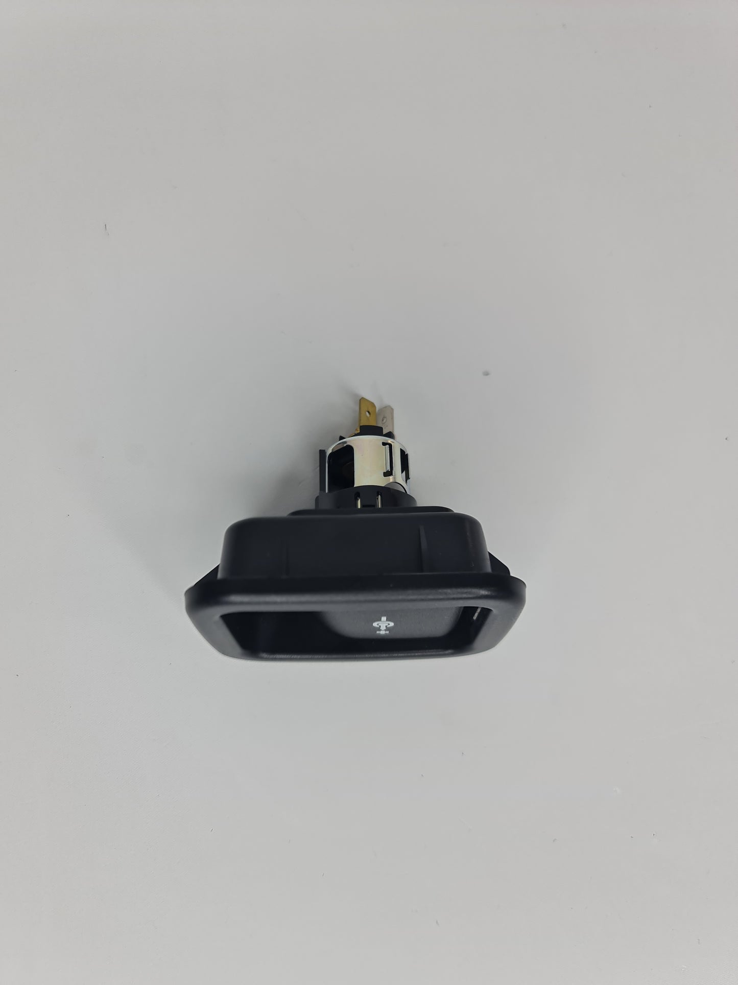 BMW 1 3 5 Series E60 E81 E87 E90 E91 F20 F30 LCI Charging Socket Mount 7143111 - MPerformance.parts