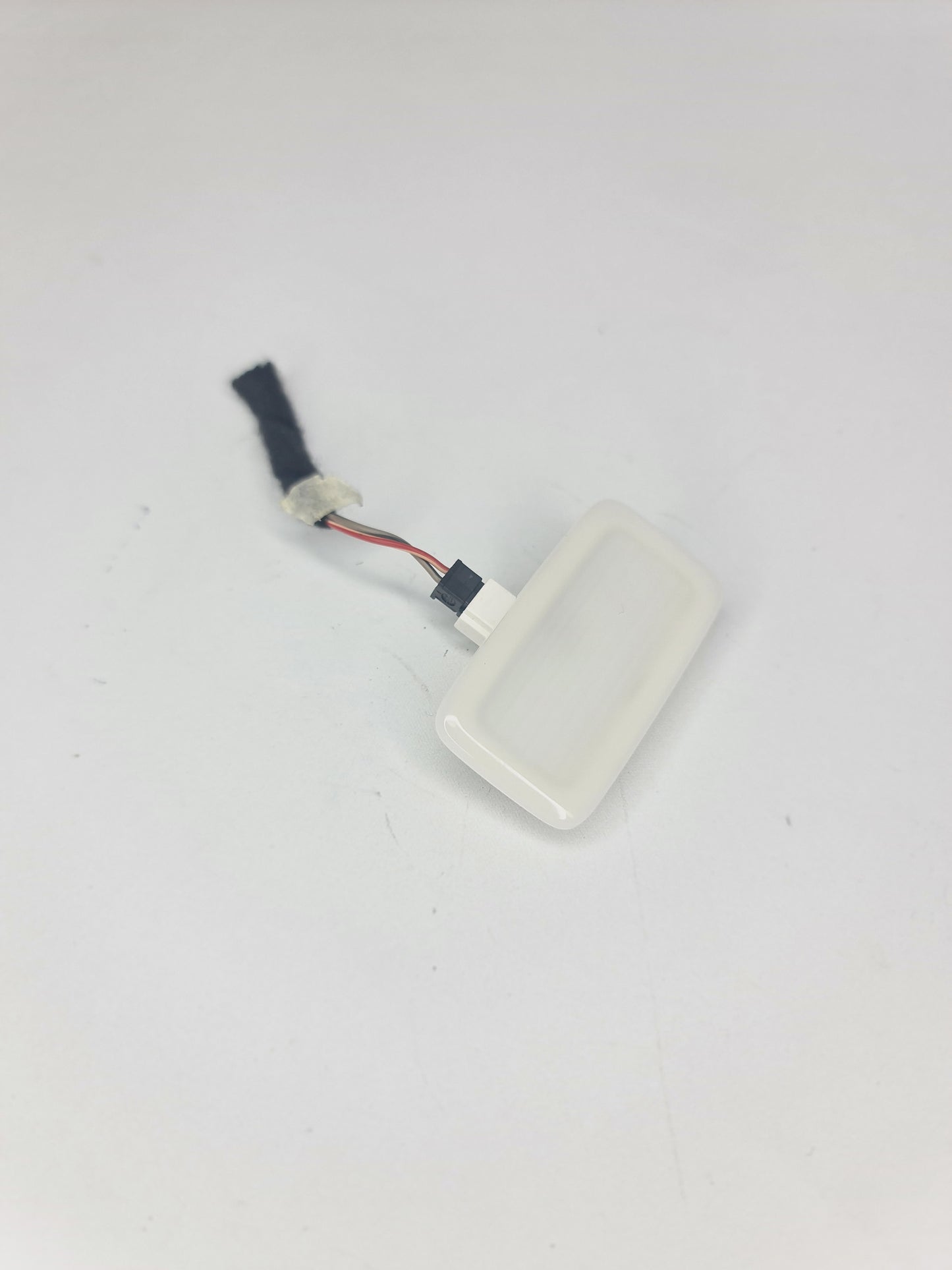 BMW 740I SUN VISOR MIRROR LIGHT LED 2016-2019 OEM - MPerformance.parts