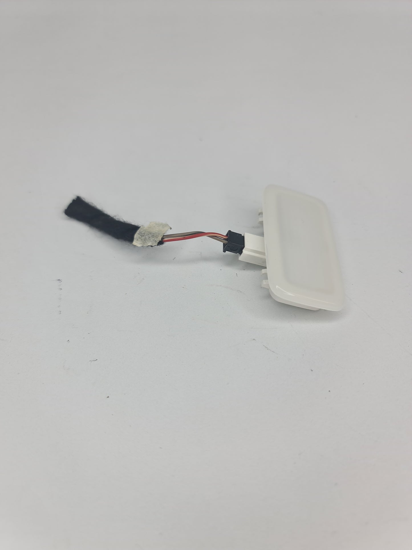 BMW 740I SUN VISOR MIRROR LIGHT LED 2016-2019 OEM - MPerformance.parts