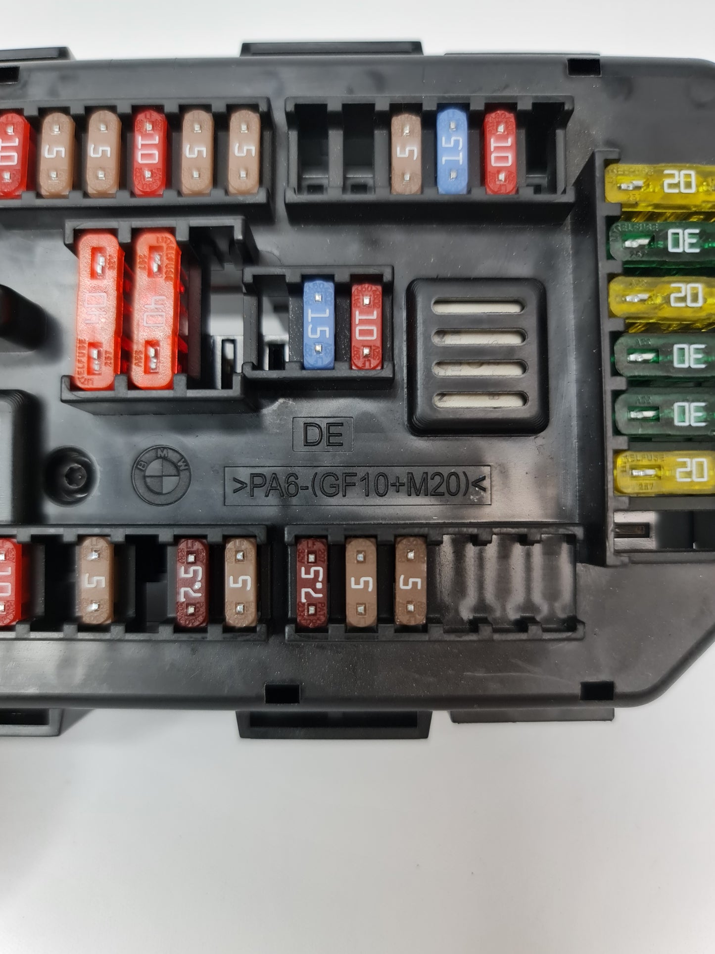 BMW 4 seri F34 F21 F30 F32 F33 2013 2014 2015 Fuse box rear diesel 420d 9337879 61131352373 - MPerformance.parts