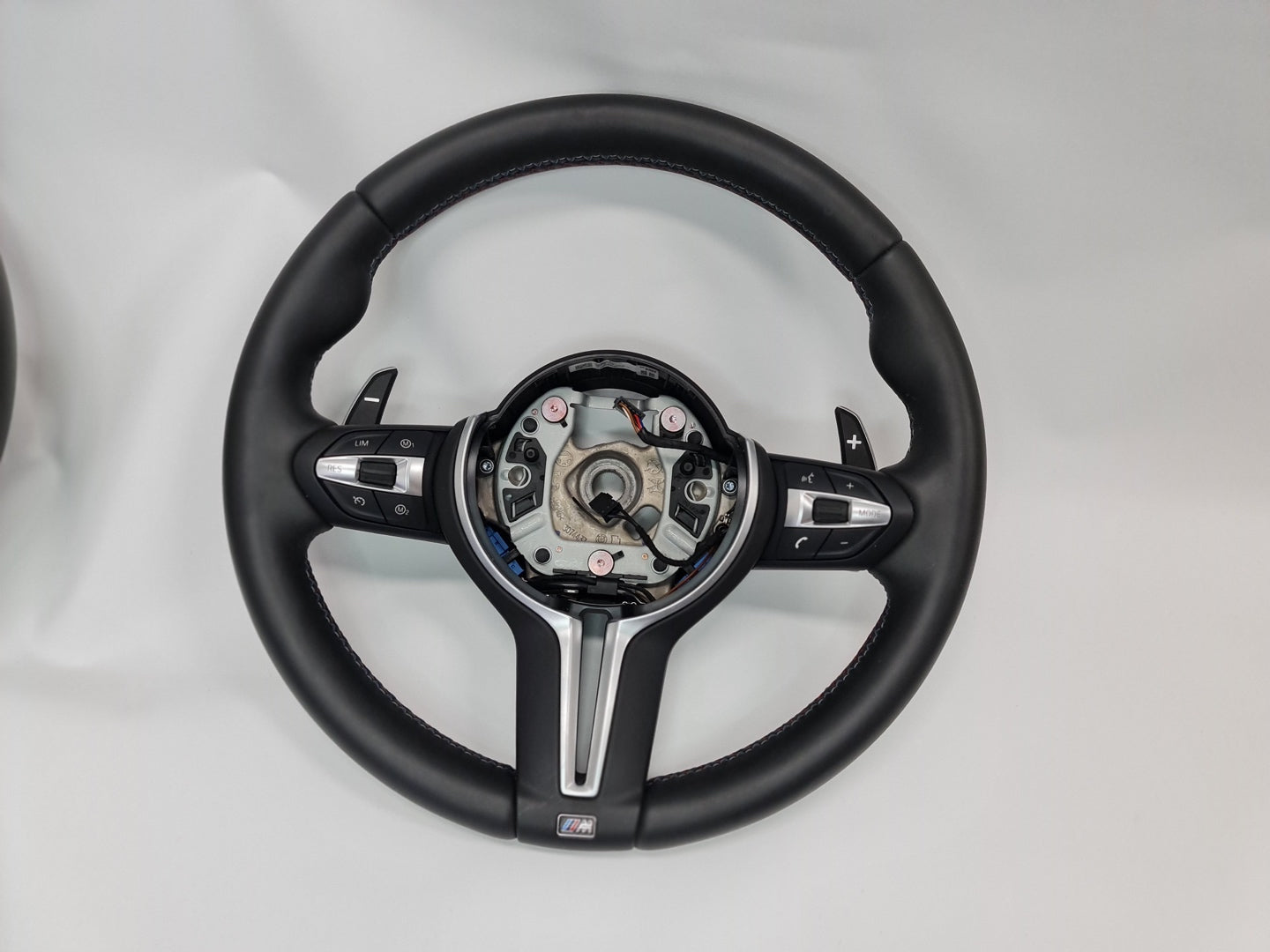 BMW M2/M3/M4 Steering Wheel Leather - MPerformance.parts