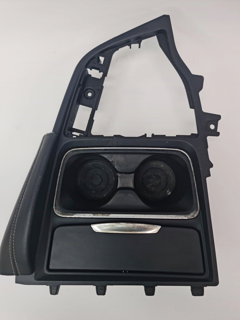 BMW F80 F82 F83 M3 M4 Centre Console Cup Holder T55086 51168058968 8058968 05 - MPerformance.parts