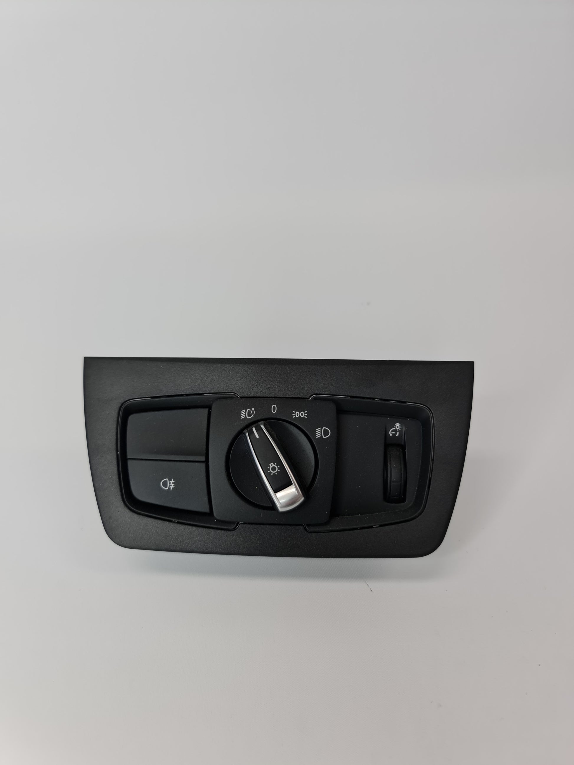 2012 BMW 3 F30 320i Headlight Switch Control Unit 51459218531 9218531 9265305 - MPerformance.parts