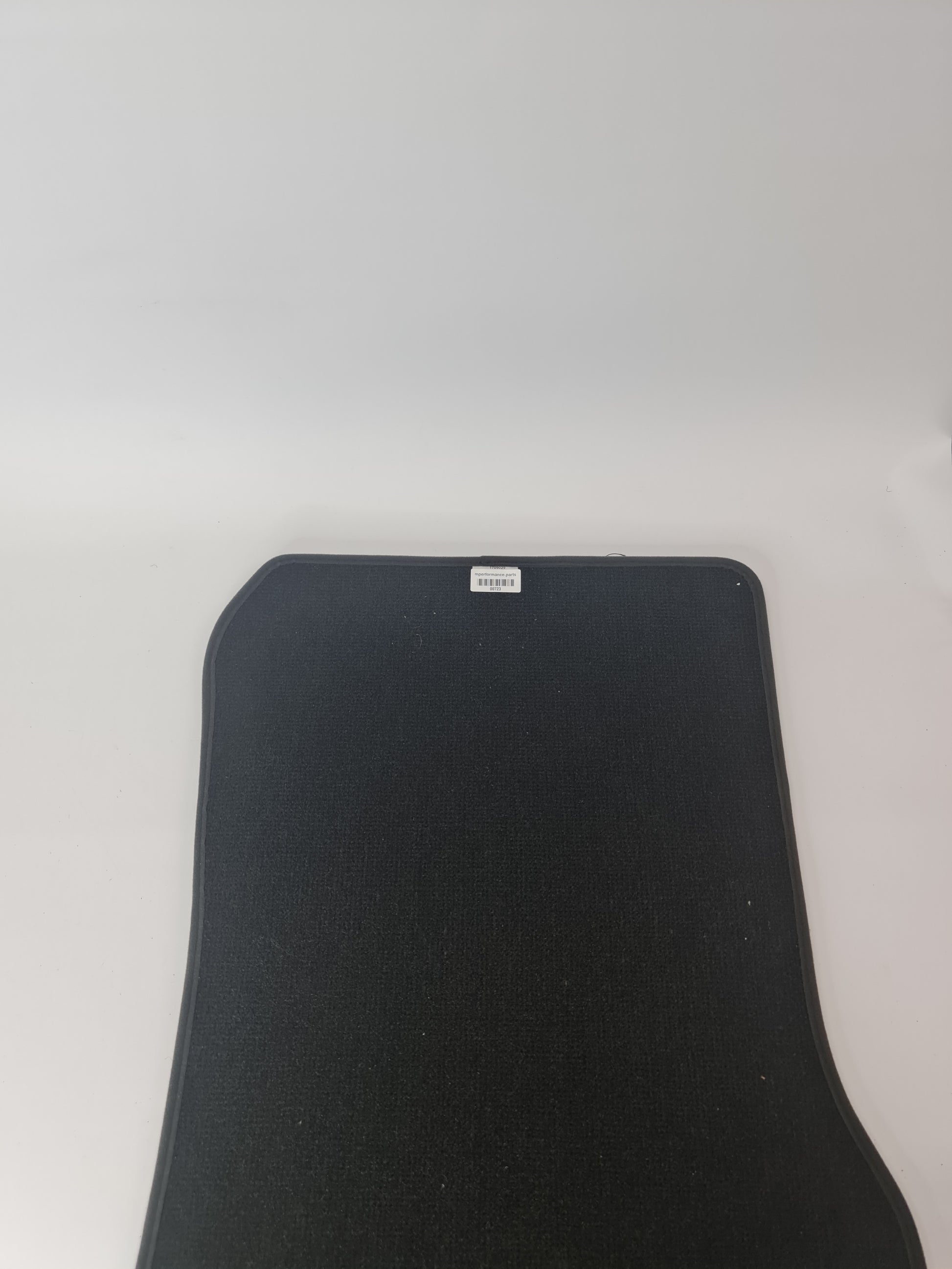 BMW F82 M4 Passenger Front Floor Mat 1709029 - MPerformance.parts